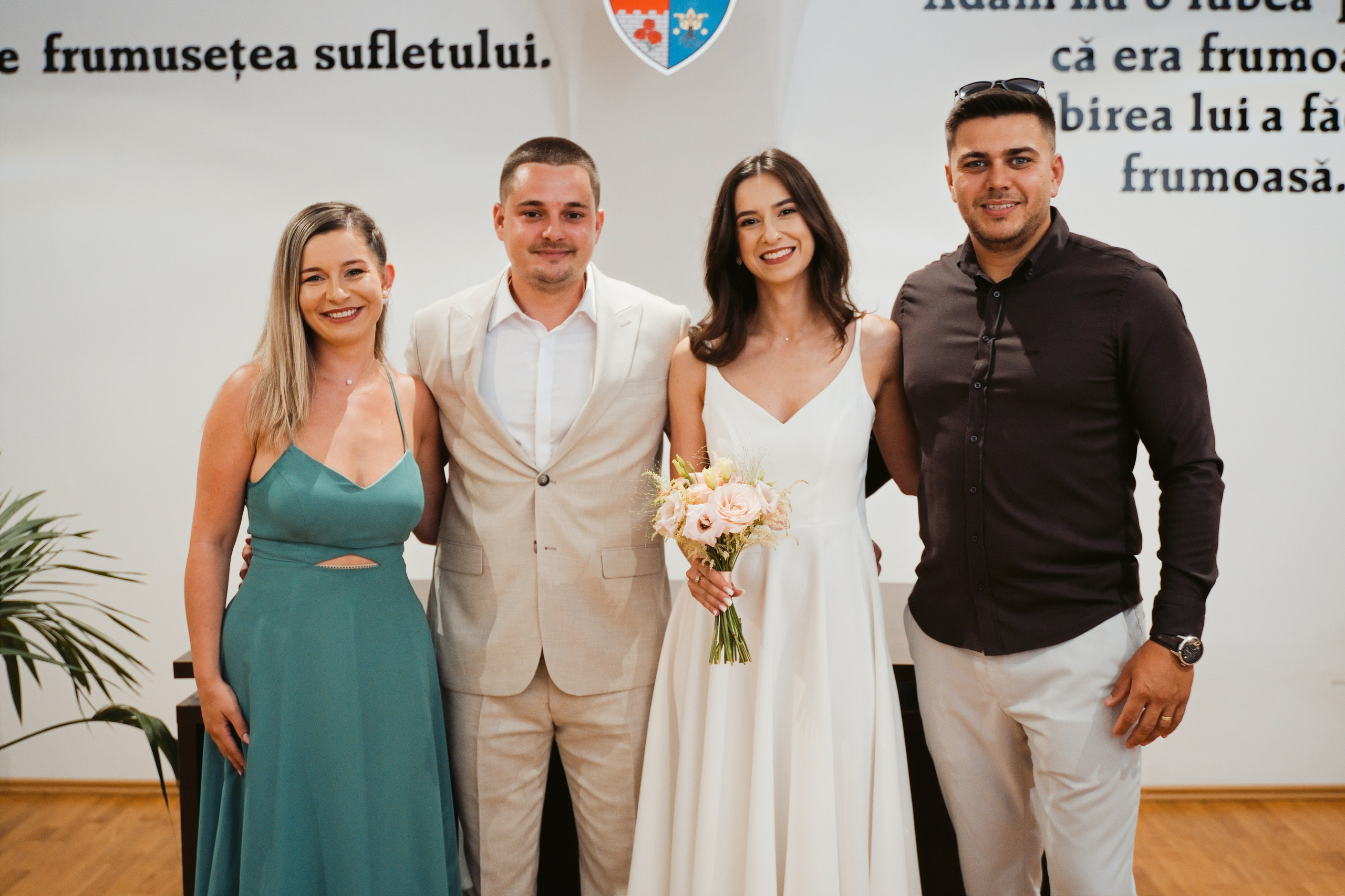 DIANA SI ALEX — CUNUNIE CIVILA. Fotograf Nuntă & Familie în Brașov | Miruna Danet Photography