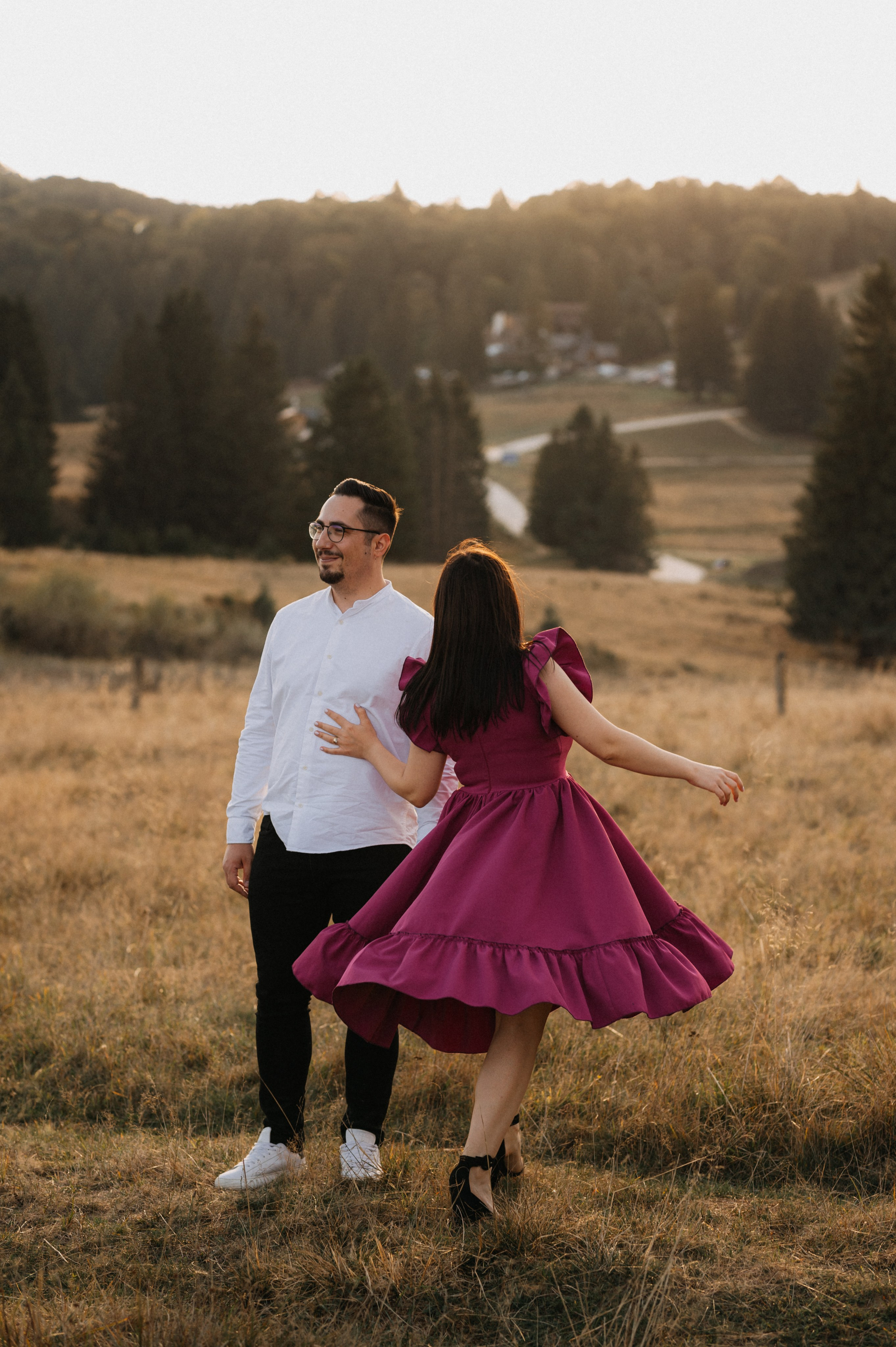 Radu si Andreea — Save the Date. Fotograf Nuntă & Familie în Brașov | Miruna Danet Photography