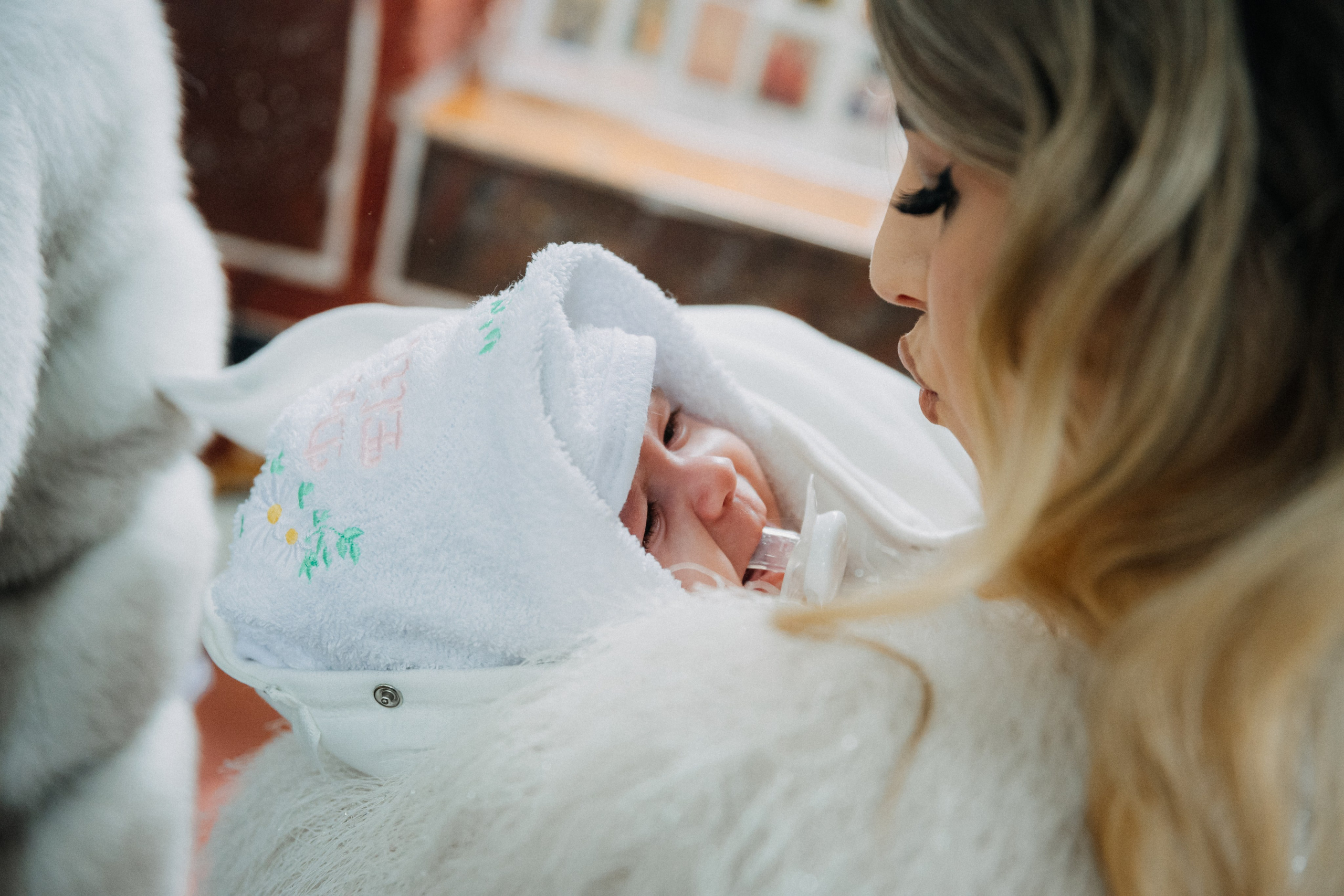 Botez Daisy Elisa. Fotograf Nuntă & Familie în Brașov | Miruna Danet Photography