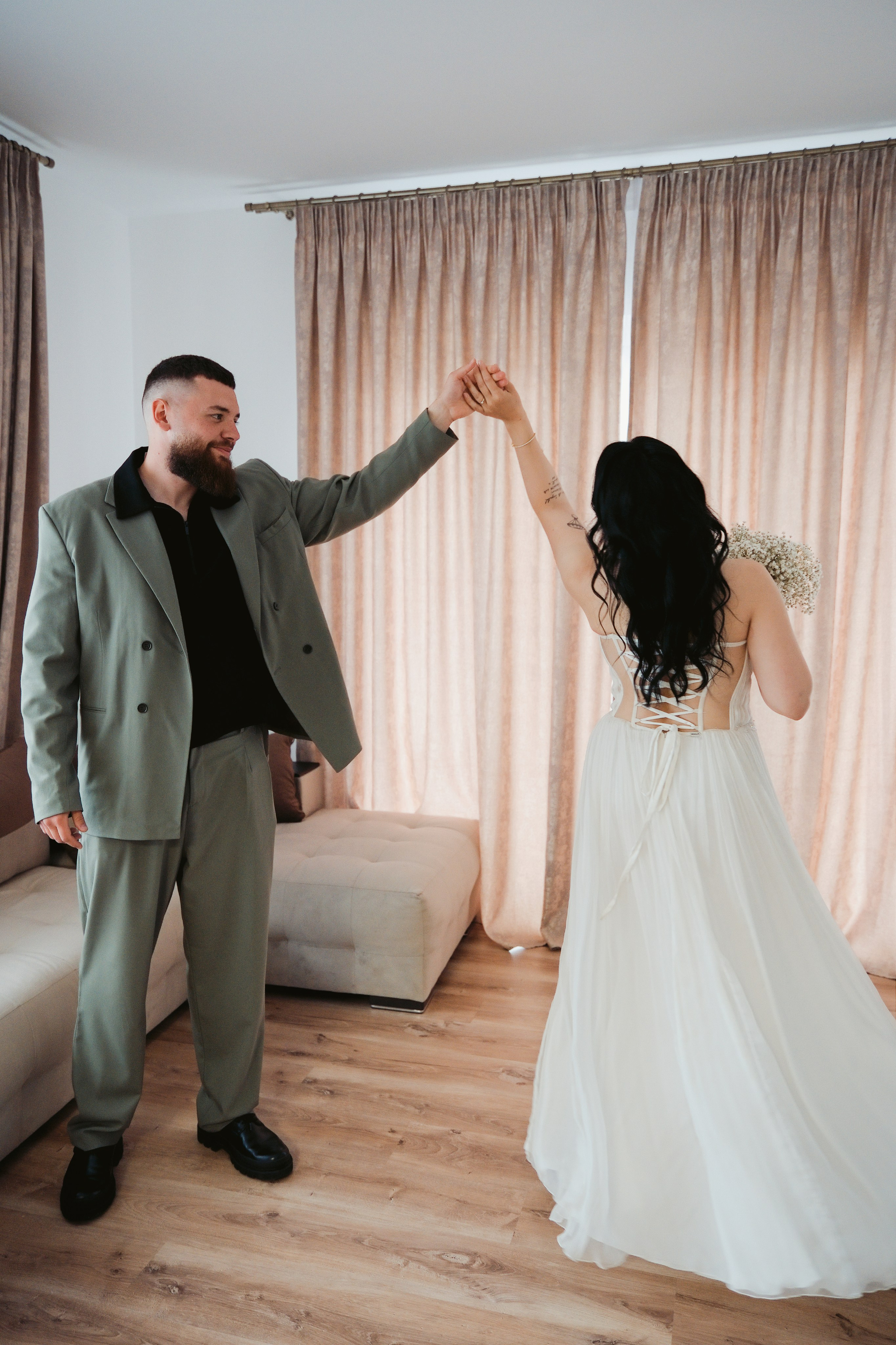 Alex si Mara. Fotograf Nuntă & Familie în Brașov | Miruna Danet Photography