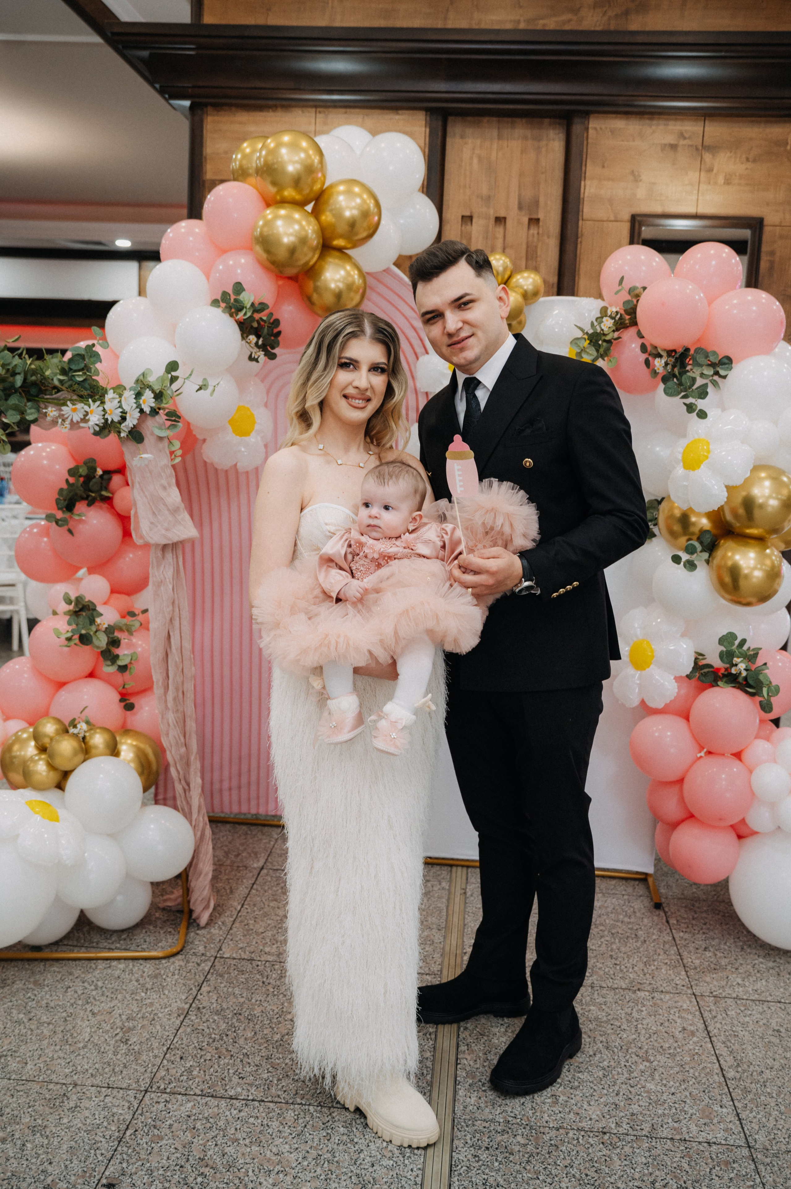 Botez Daisy Elisa. Fotograf Nuntă & Familie în Brașov | Miruna Danet Photography