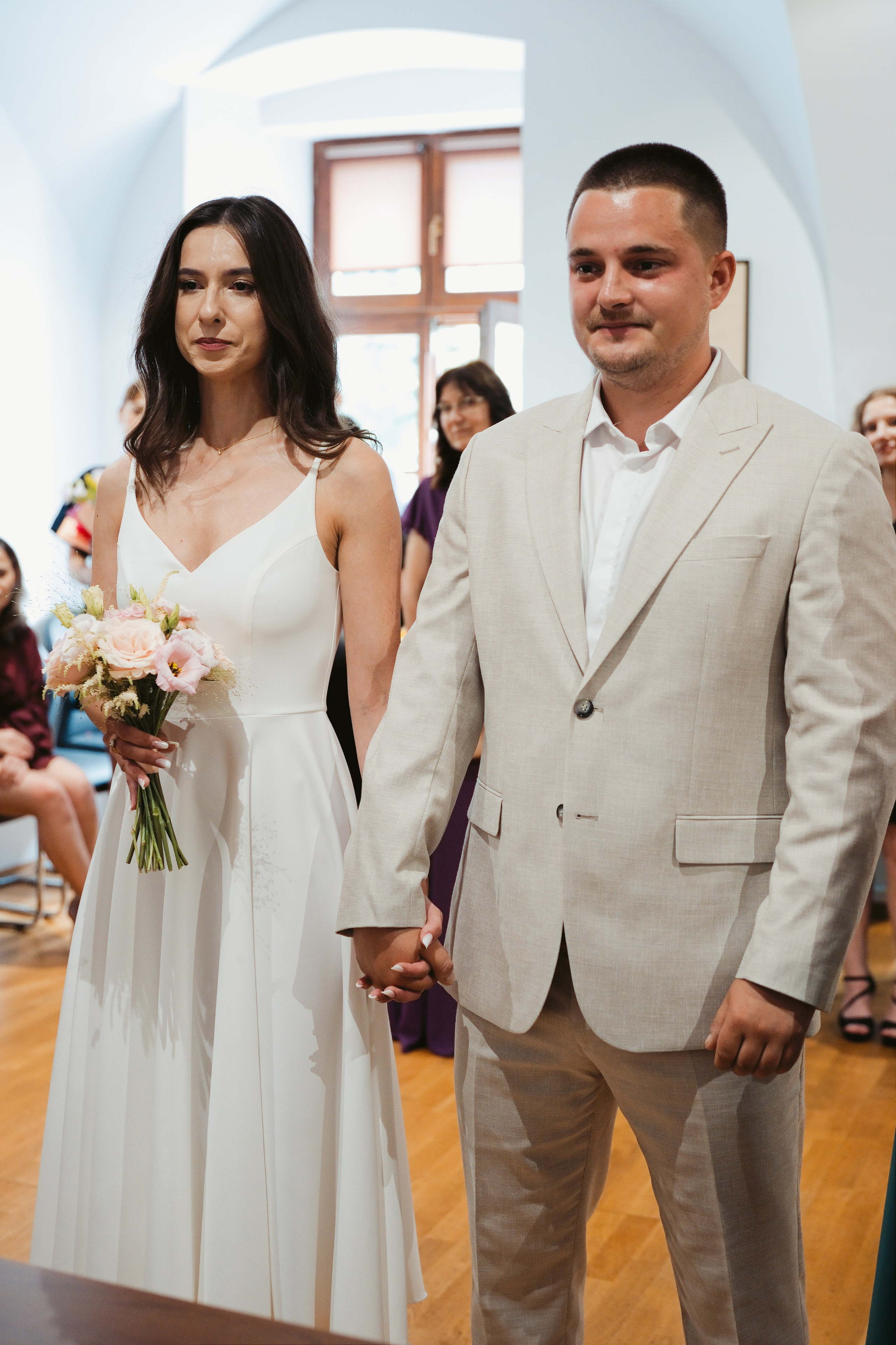DIANA SI ALEX — CUNUNIE CIVILA. Fotograf Nuntă & Familie în Brașov | Miruna Danet Photography