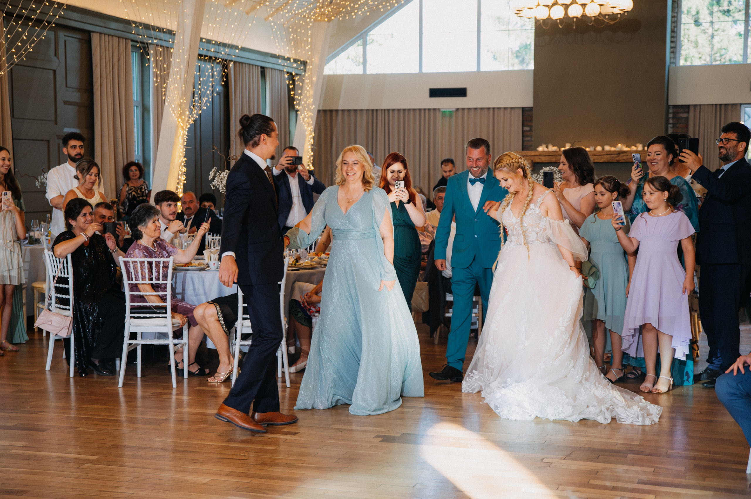 Sorin si Luiza. Fotograf Nuntă & Familie în Brașov | Miruna Danet Photography