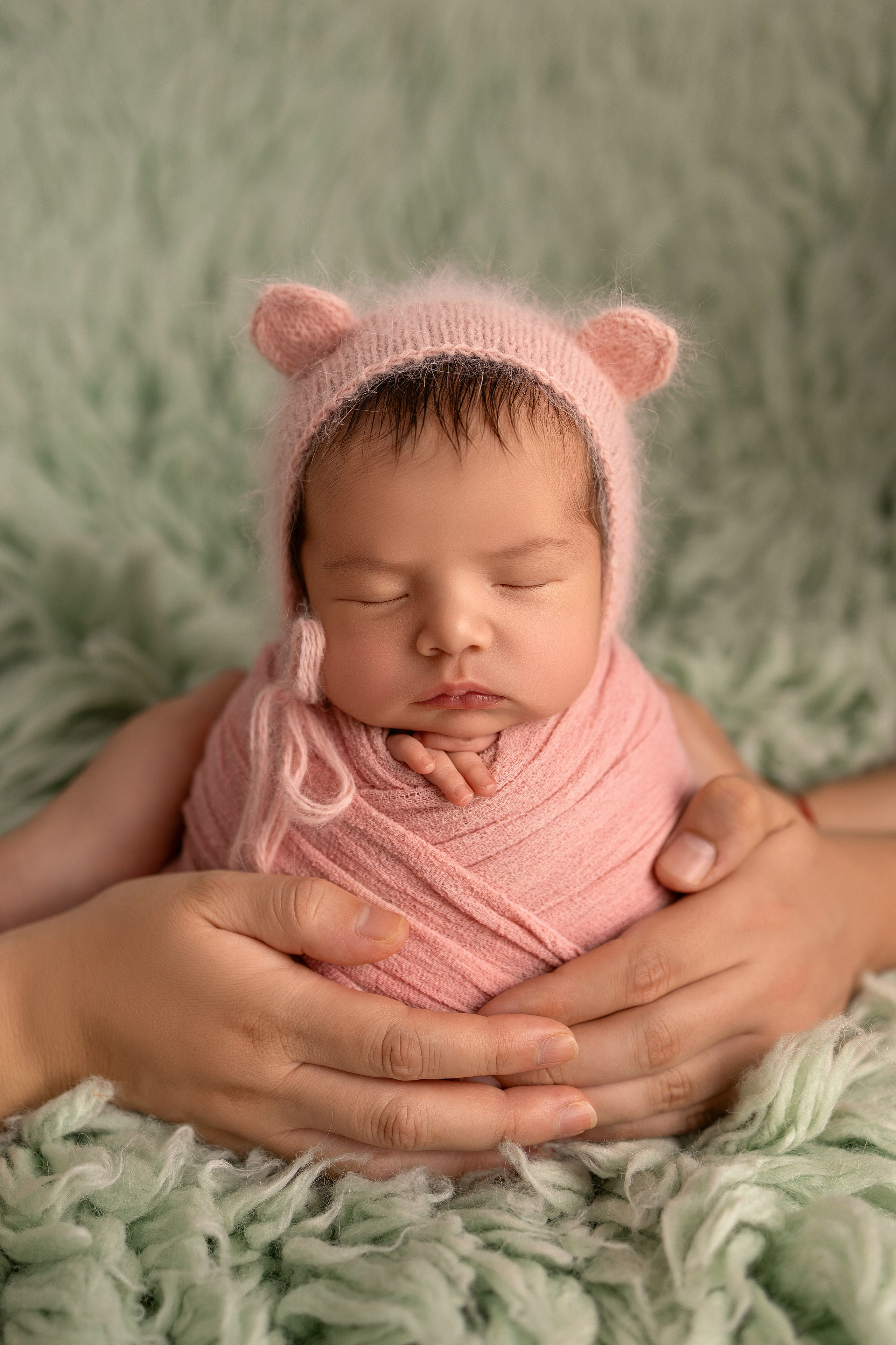 Neugeborene. Neugeborene- Schwangerschaft- und Kinder Fotografin in Lehre