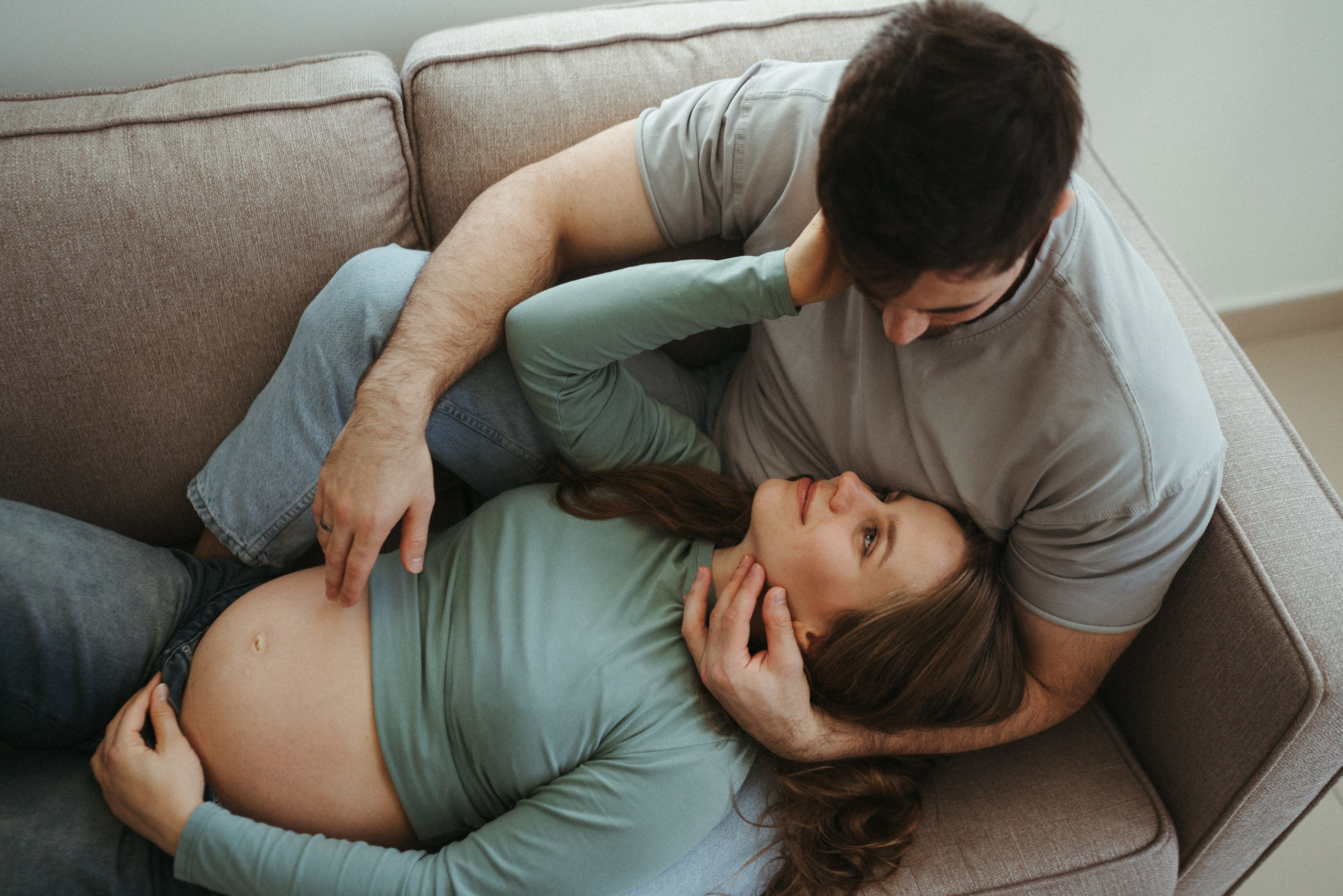 Dasha and Jenya. Maternity. Family photographer in Saudi Arabia