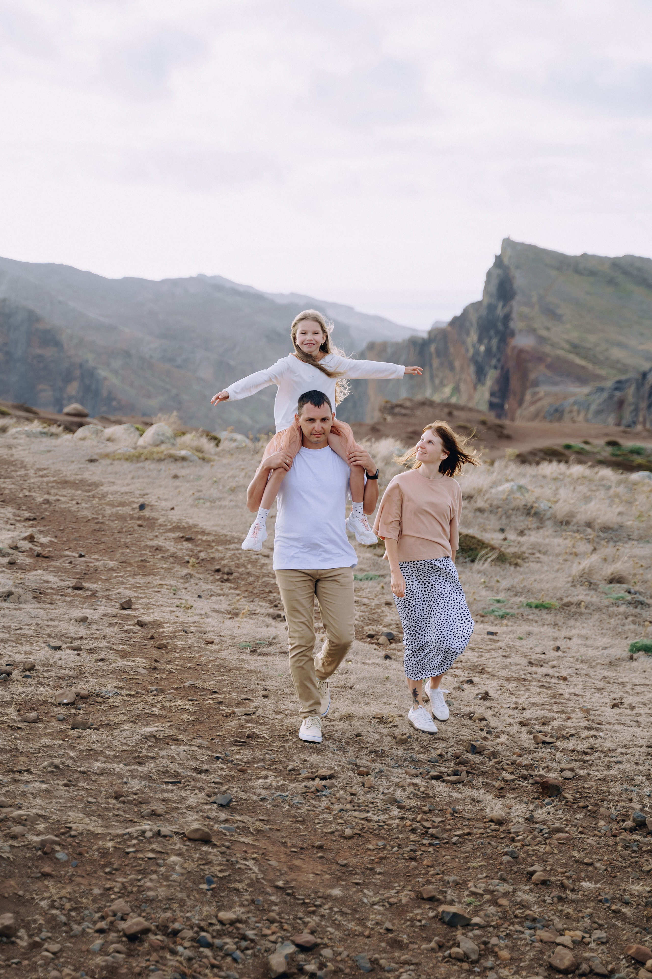 Family Photoshoot at Caniçal Viewpoint | Madeira Family Photographer. Your photographer in Madeira