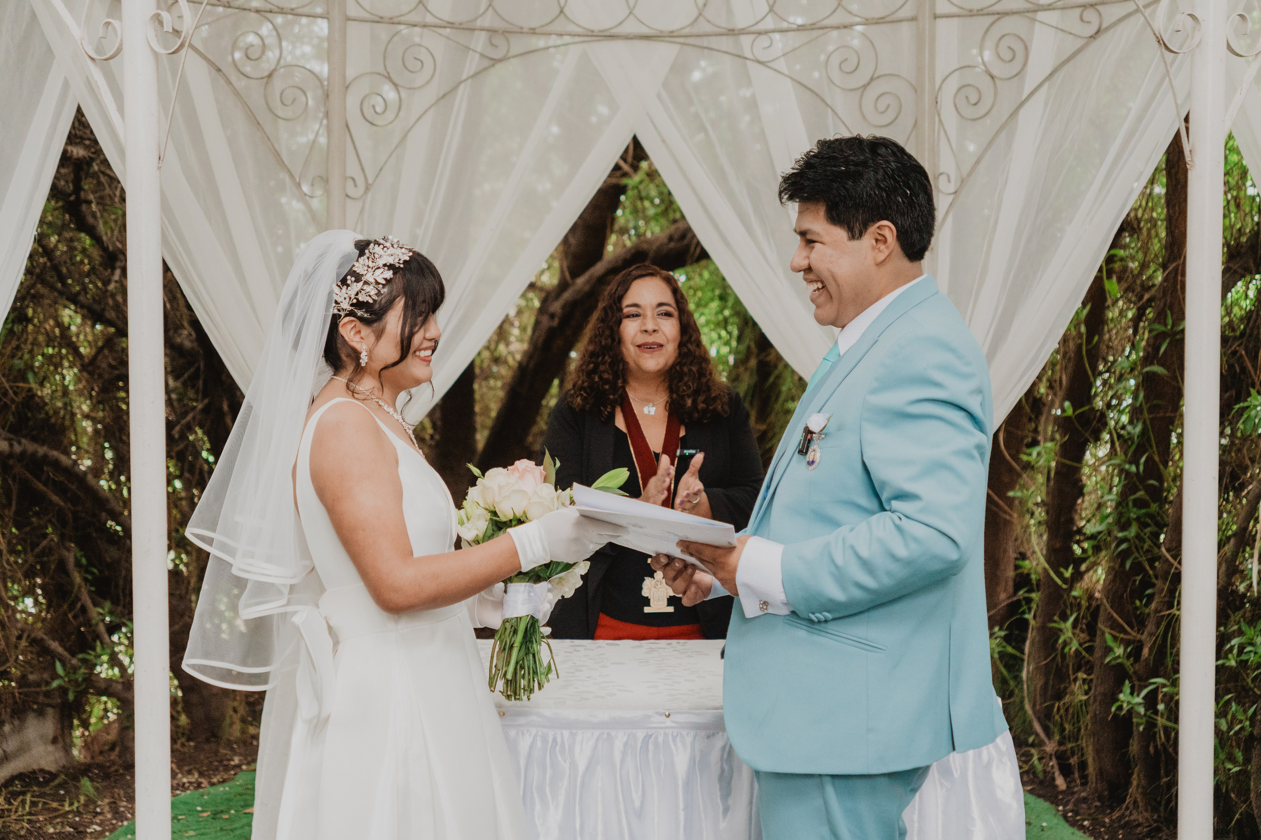 STEISY + EMMANUEL | BODA RELIGIOSA. Studio KVTA | Fotografía y Video de Bodas en Arequipa
