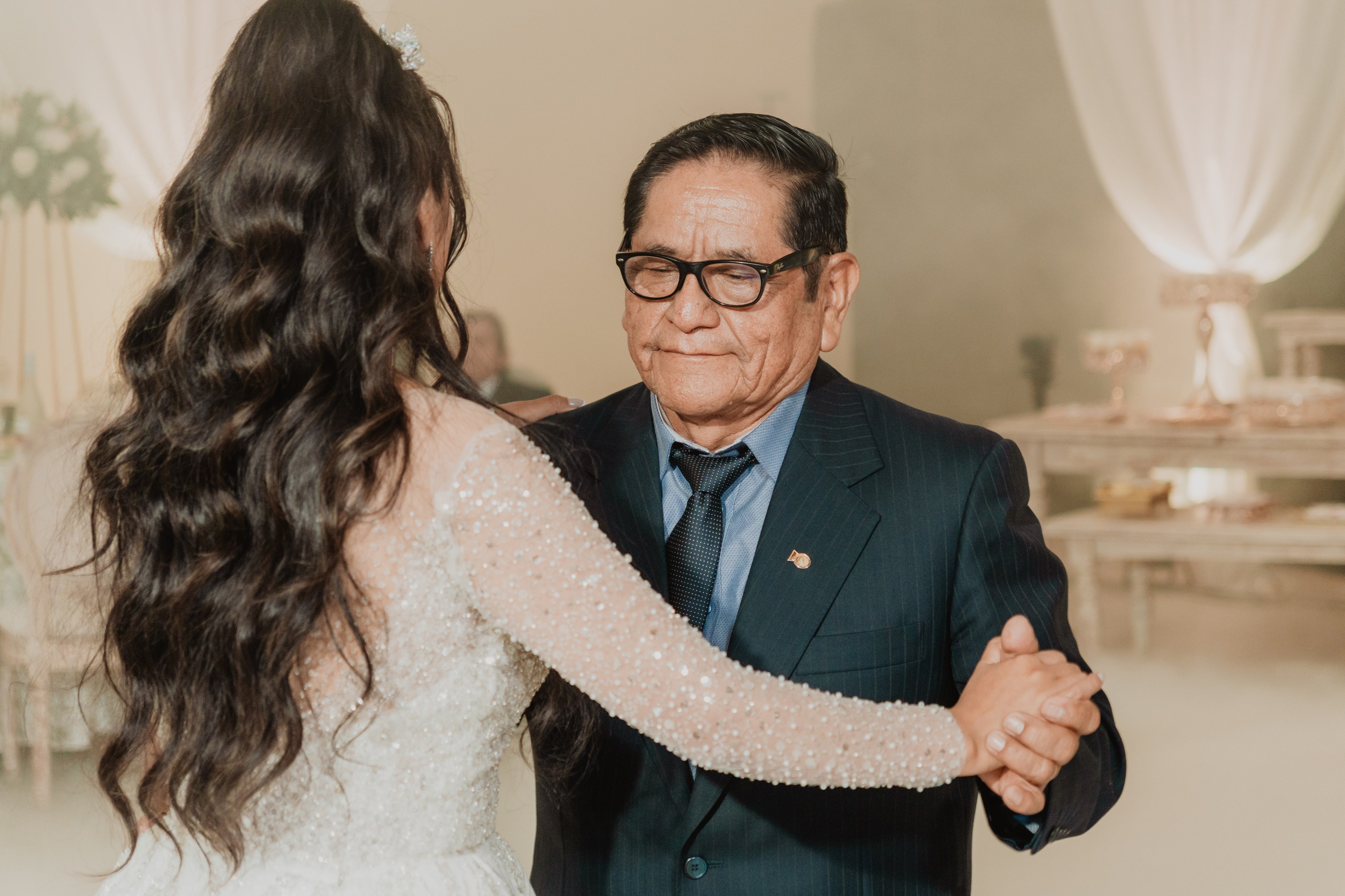 FERNANDO + MARIBEL | BODA RELIGIOSA. Studio KVTA | Fotografía y Video de Bodas en Arequipa