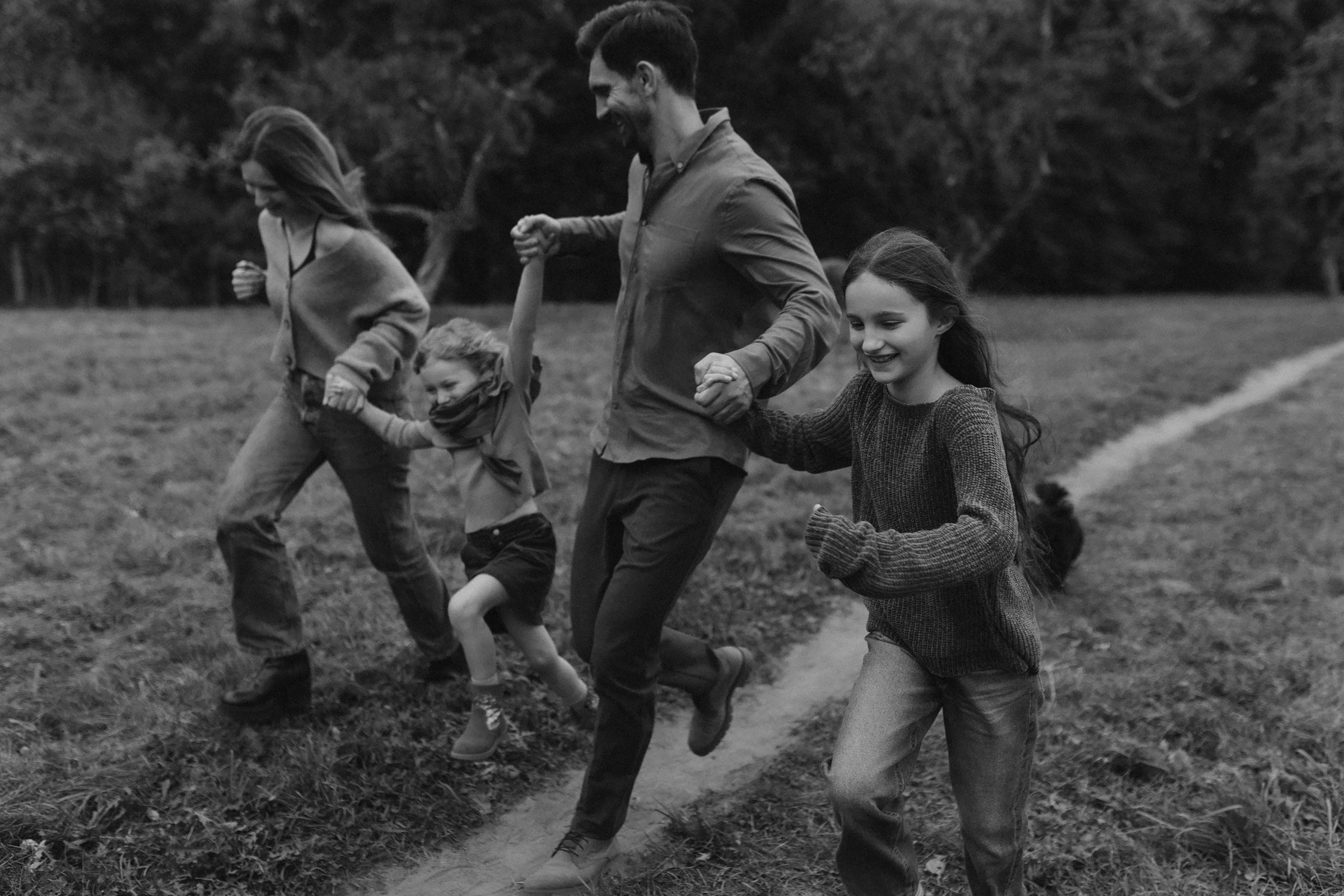 Pašėlusi šeimos fotosesija | OBELŲ SODAS. Vestuvių ir šeimų fotografė Lena Bondarenko / belove photo