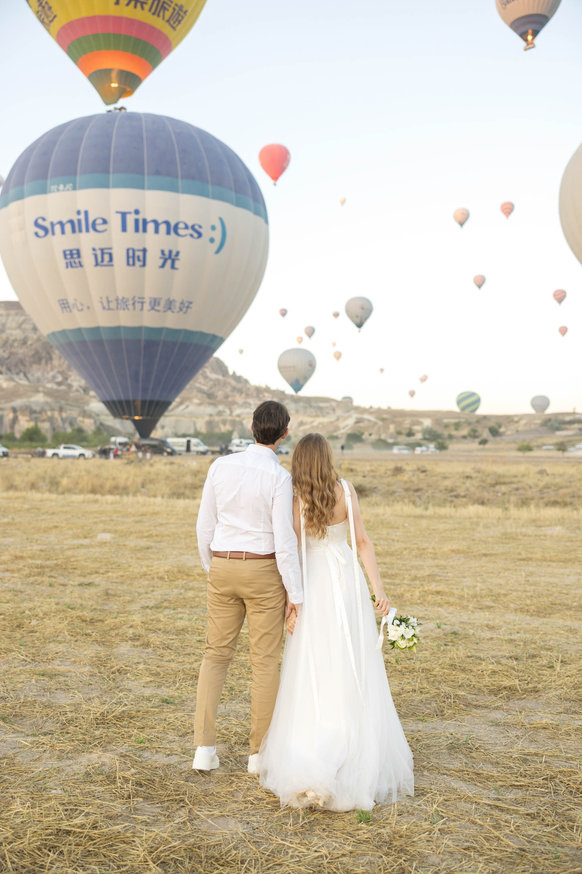 Wedding photo shoot in cappadocia. Julia Ganch I Fashion Wedding Photography I Cappadocia Turkey
