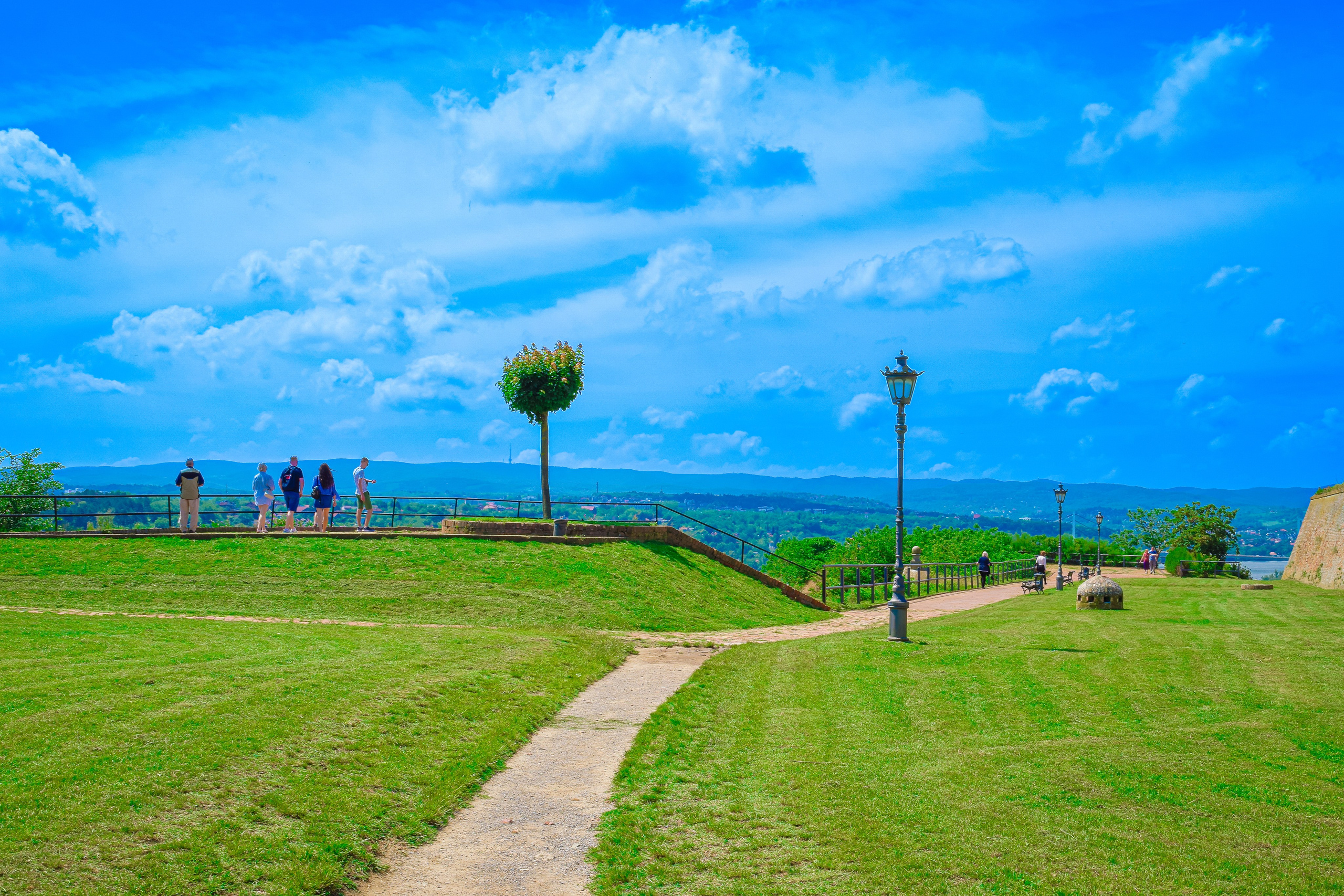 Петроварадин - галерија на продају. Викторија Федосеенко, фотограф у Србији