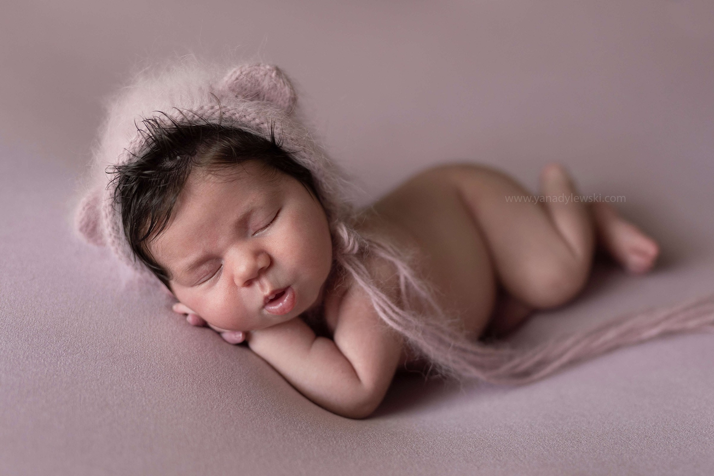 Photographe nouveau-né à Bourges | Yana Dylewski