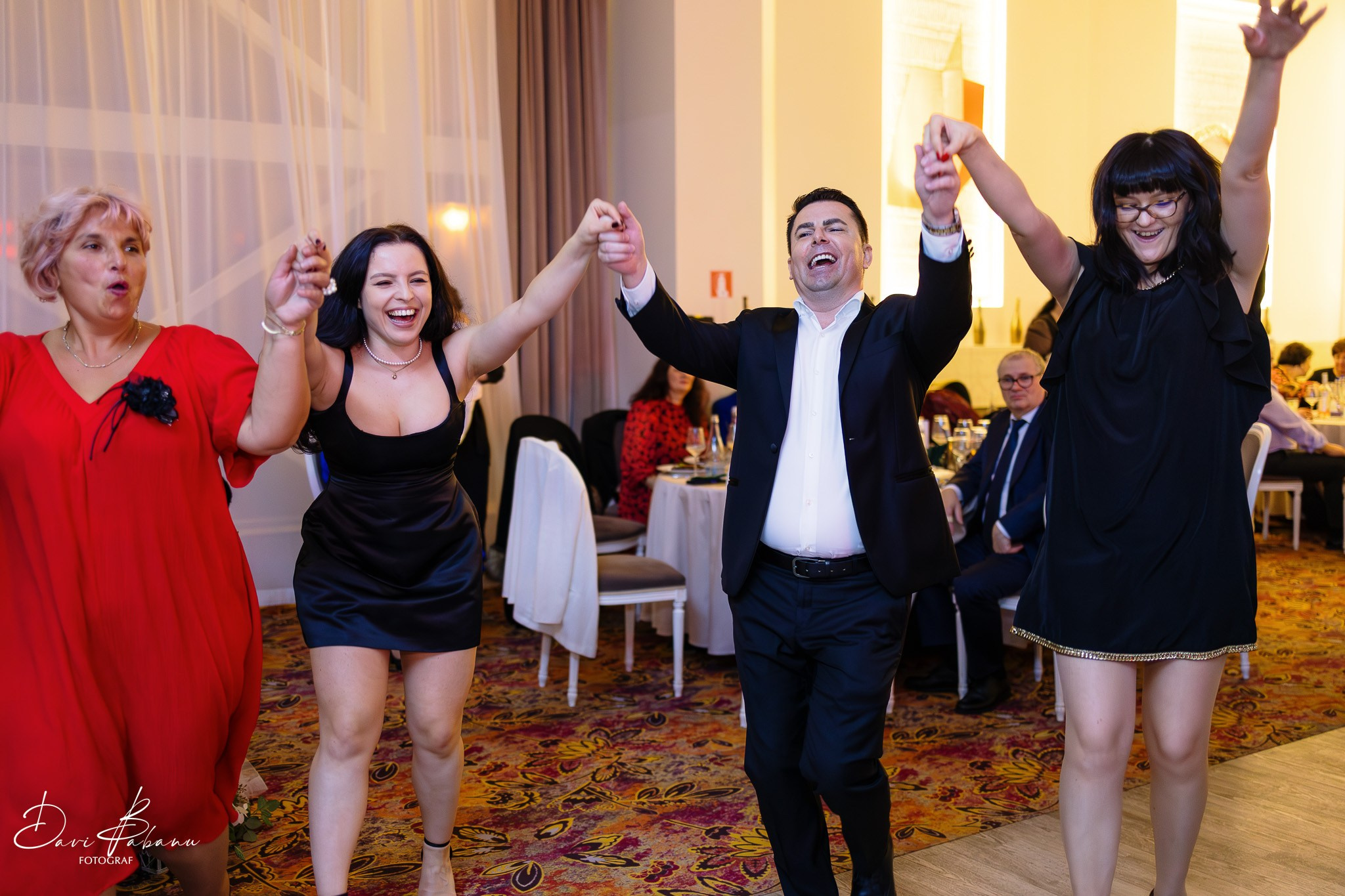 Fotograf nuntă Iași | Hotel Unirea — Davi Babanu Fotograf