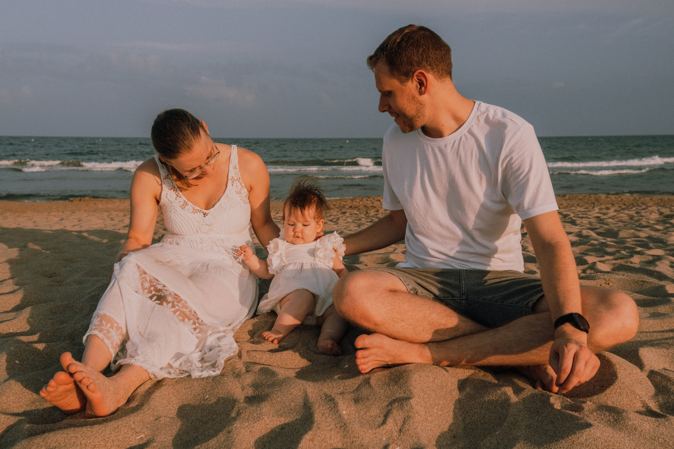 Семейная фотосессия на пляже. Профессиональная фотосъемка в Калафелле — Елена Медведева