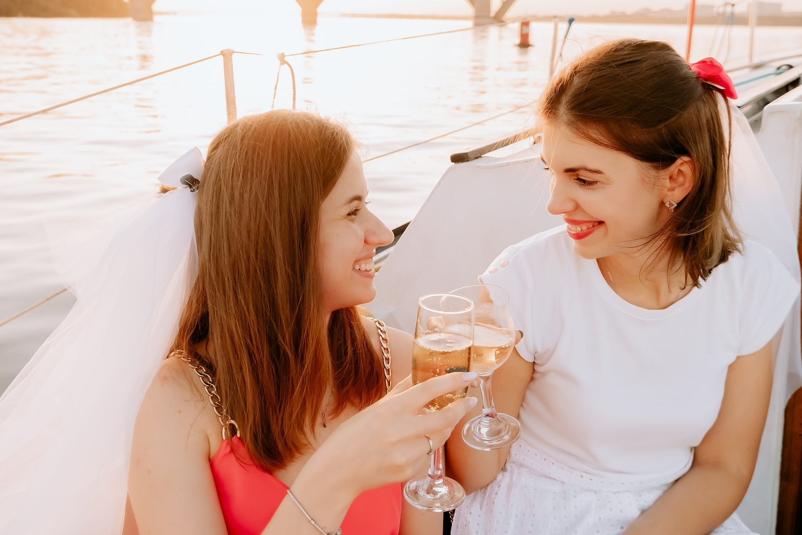 Дівич-вечір на яхті. Валерія Сичова. Сімейний та репортажний фотограф в Португаліі