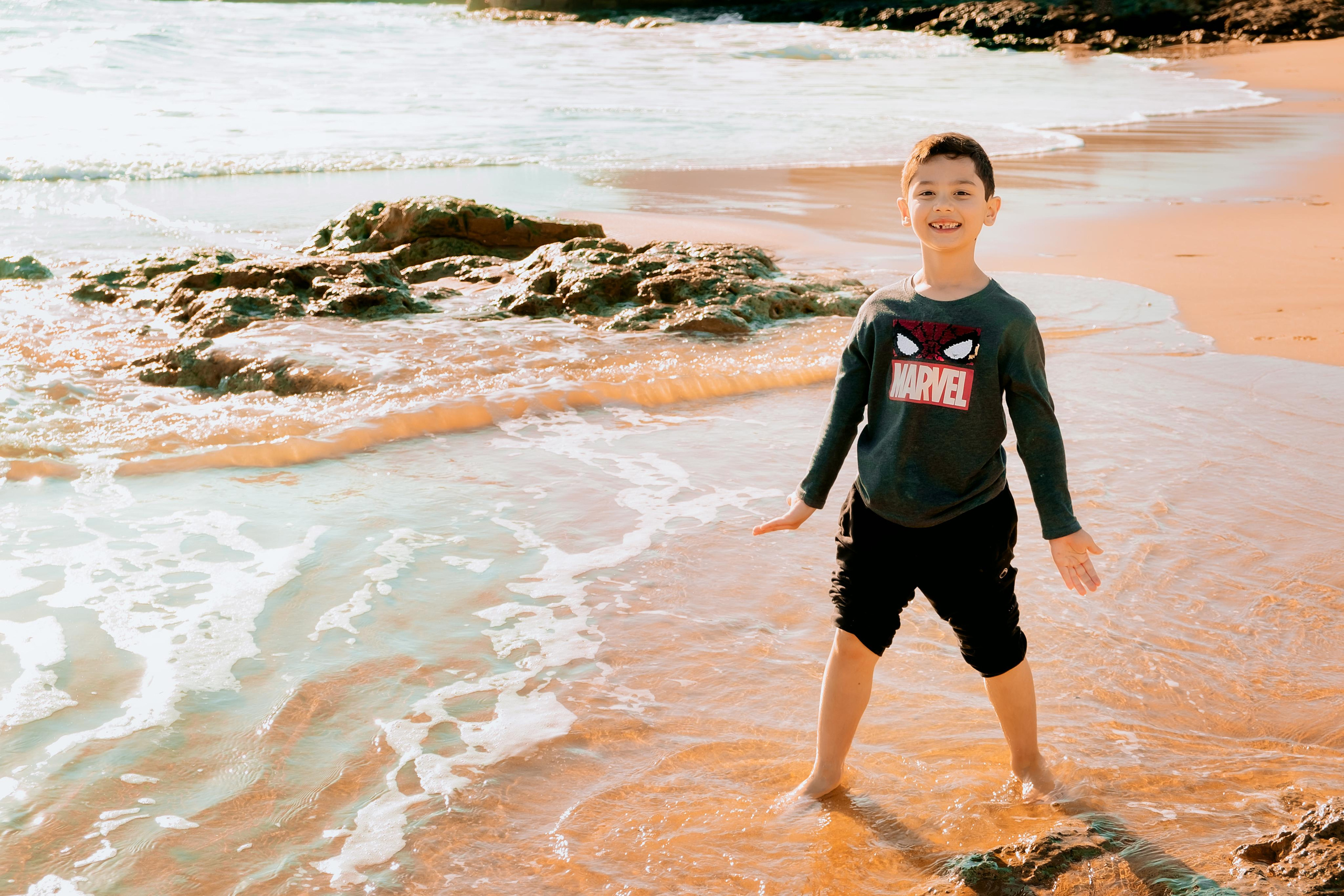 Прогулянка мами з сином. Валерія Сичова. Сімейний та репортажний фотограф в Португаліі