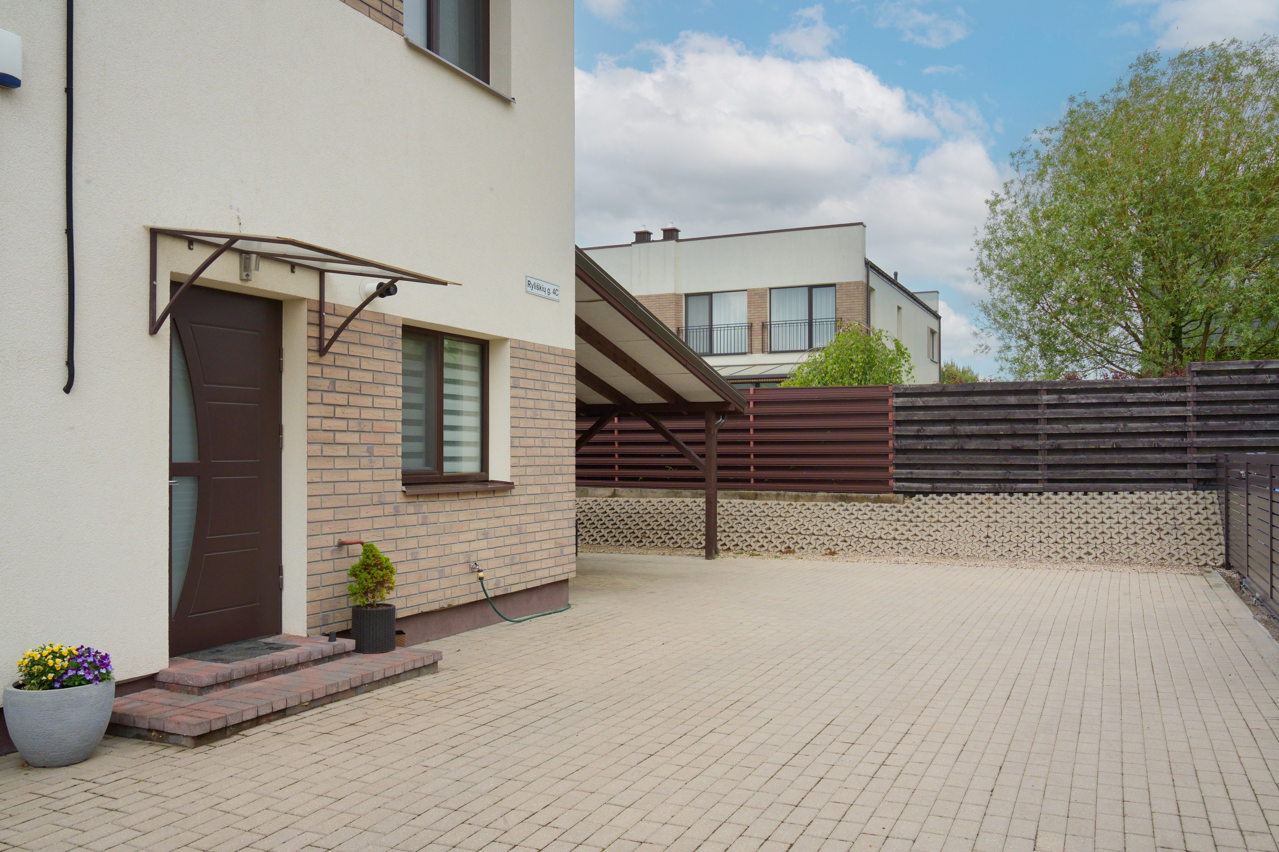 Tarandė. Elina Sapiega fotografė Vilniuje