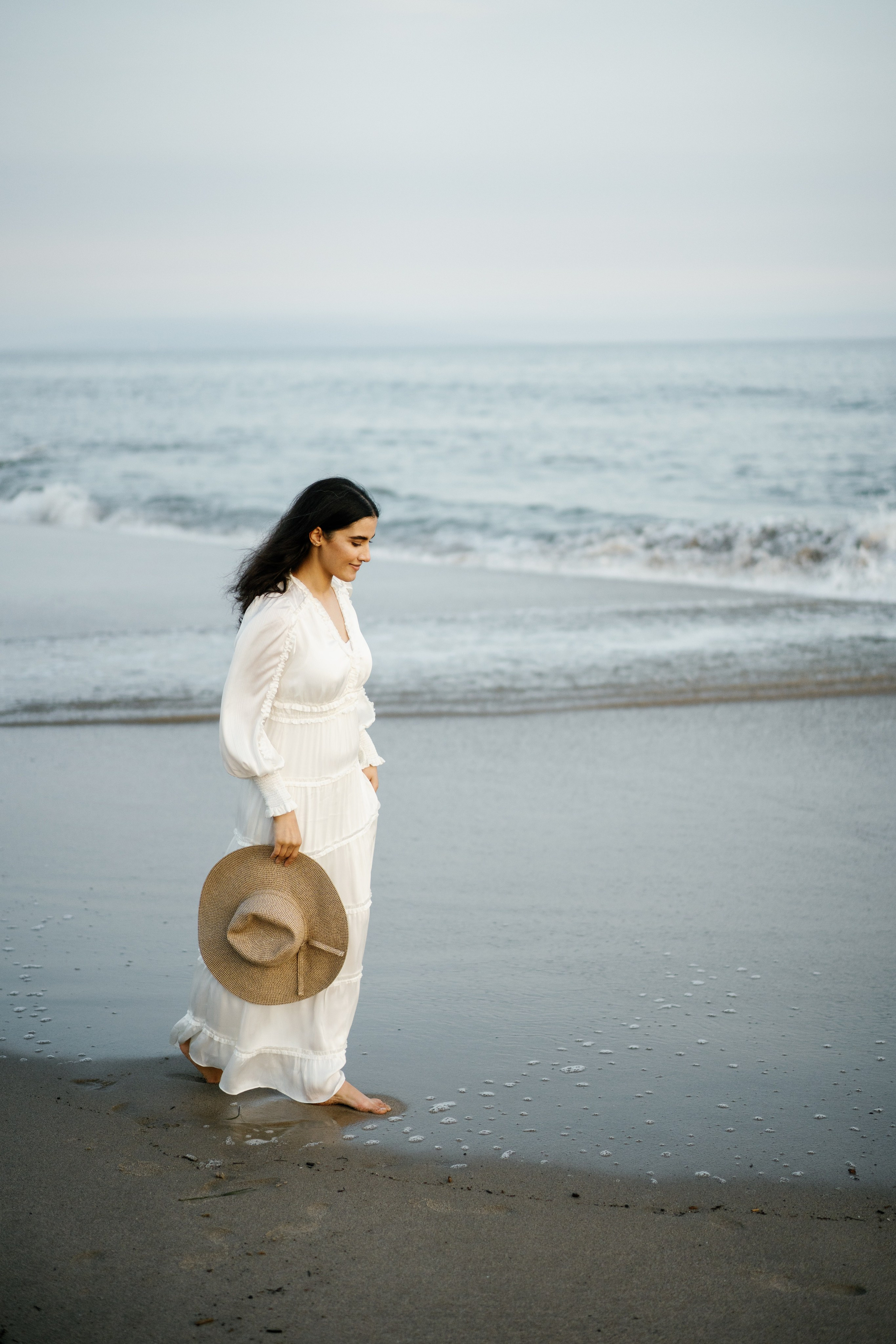 Santa Monica Sunset Engagement Photoshoot. Wedding Photography & Videography Team in California, Los Angeles, San Francisco, San Diego and Travel