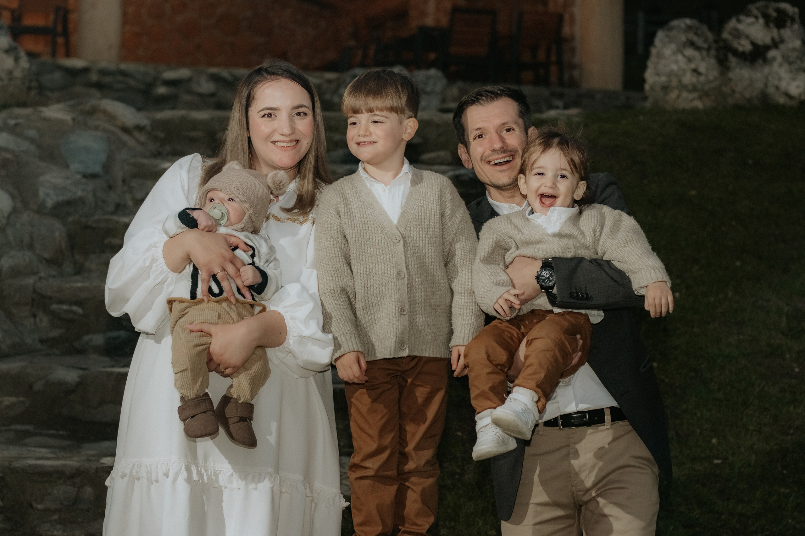 Razvan. Fotograf si videograf — evenimente si studio