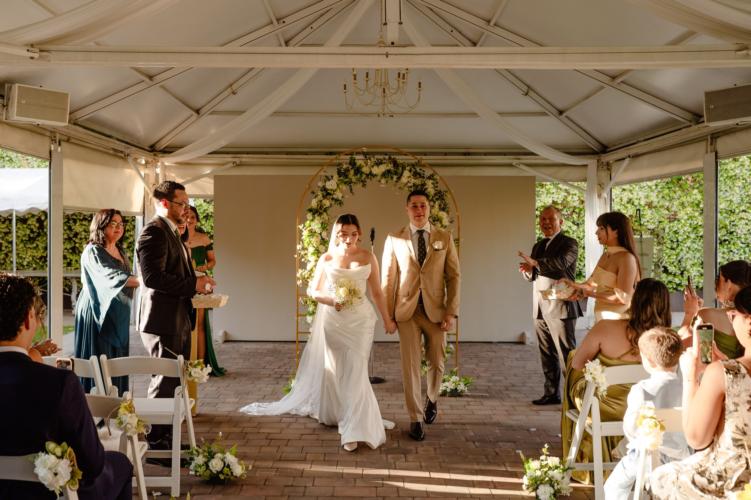 Spring Wedding in Madrid | Romantic Afternoon Wedding Photography