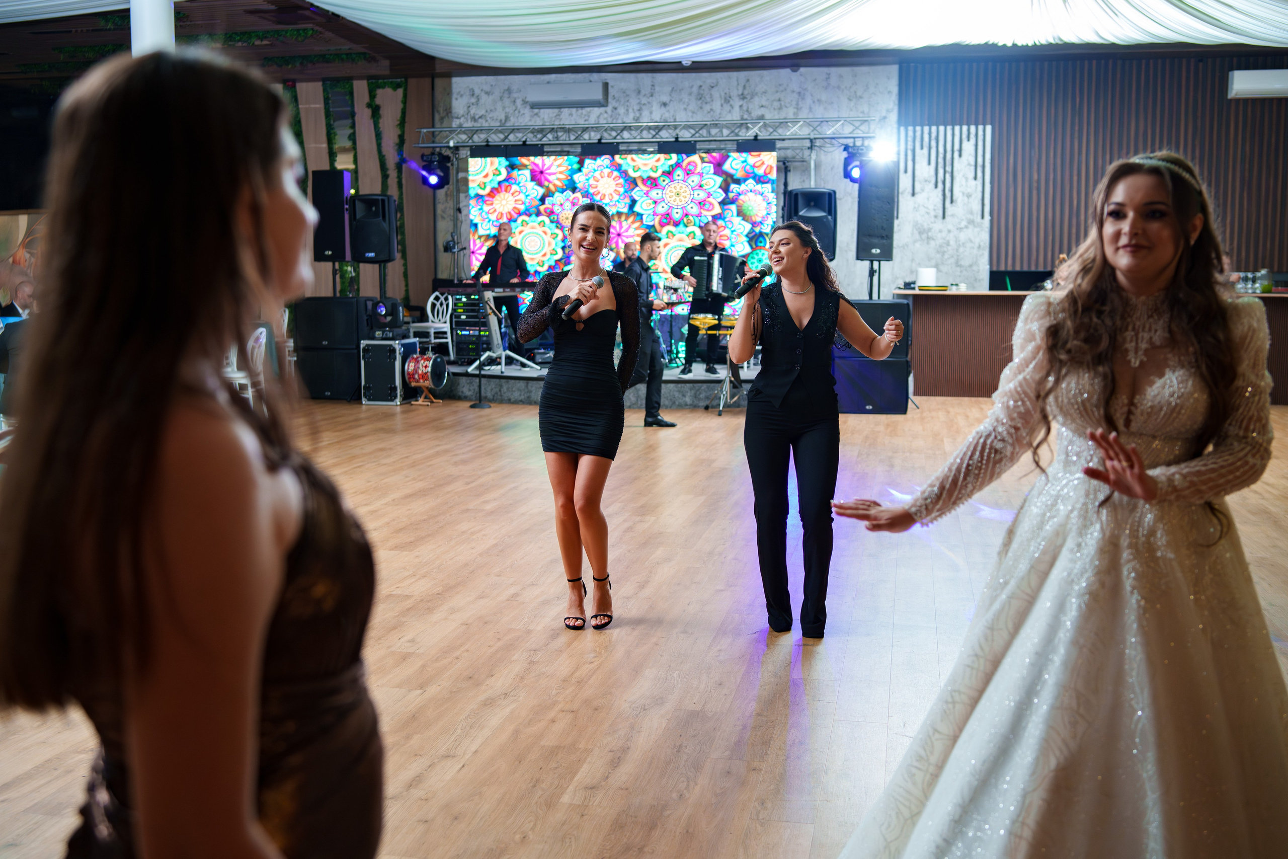 Cosmin & Gabriela. B|P Weddings - Fotograf & Videograf - București||0730017811