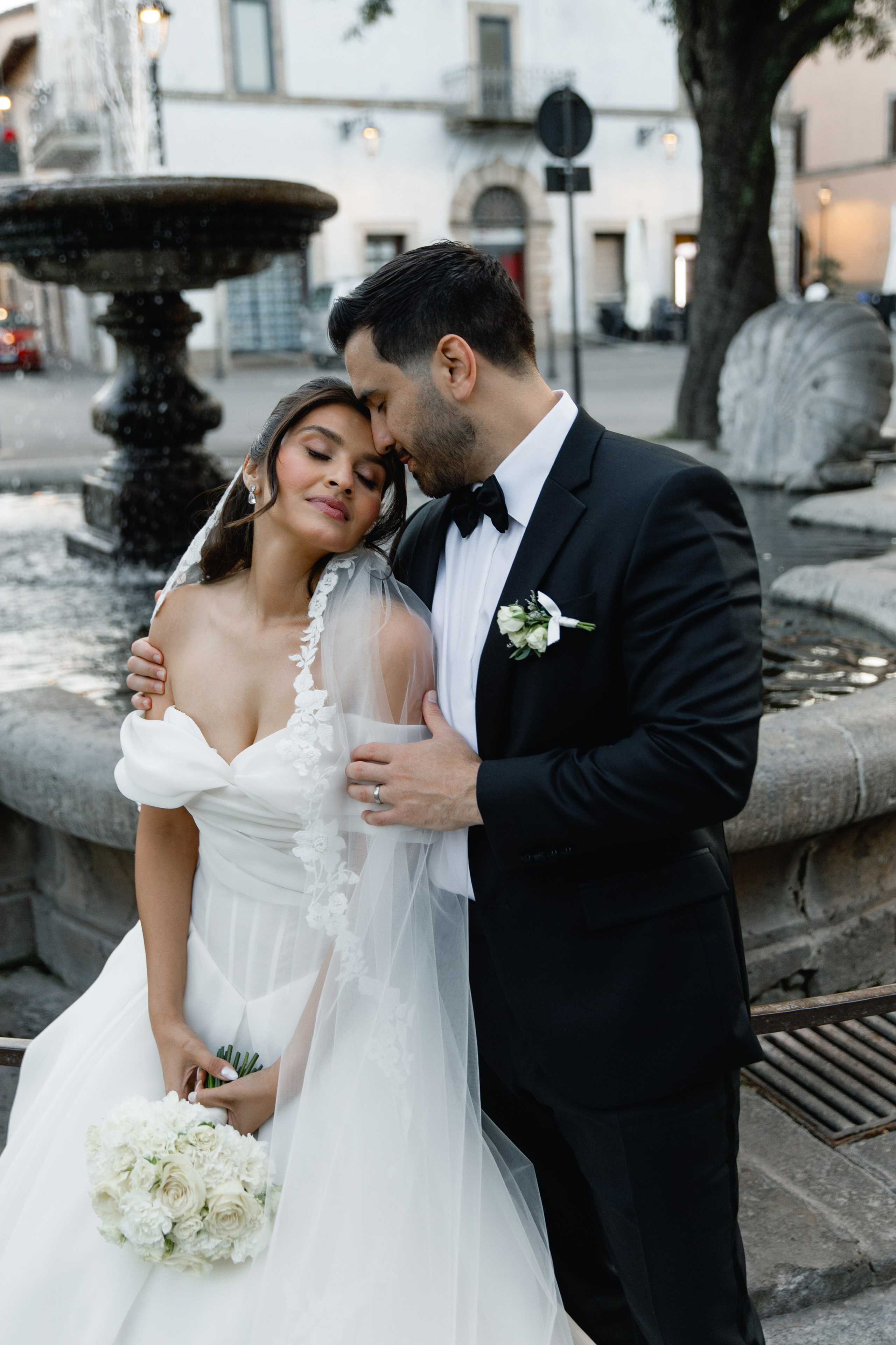 Wedding photographer Italy Rome, Tuscany, Lake Como, Sicily, Puglia. Wedding Photographer Rome Tuscany Como Sicily Puglia Amalfy Italy- Oksana Savenchuk