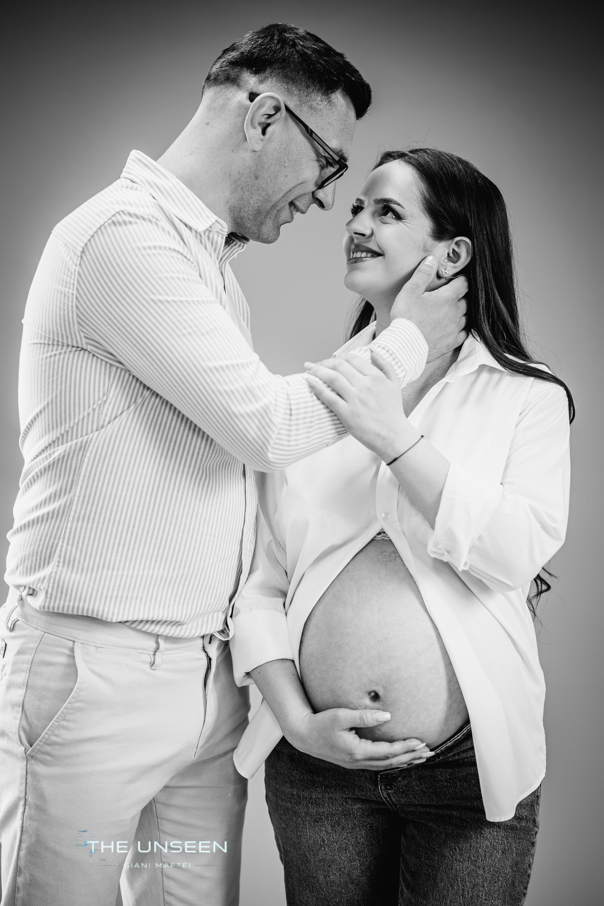 Maternity photo session- Cristina. The Unseen by Giani Maftei