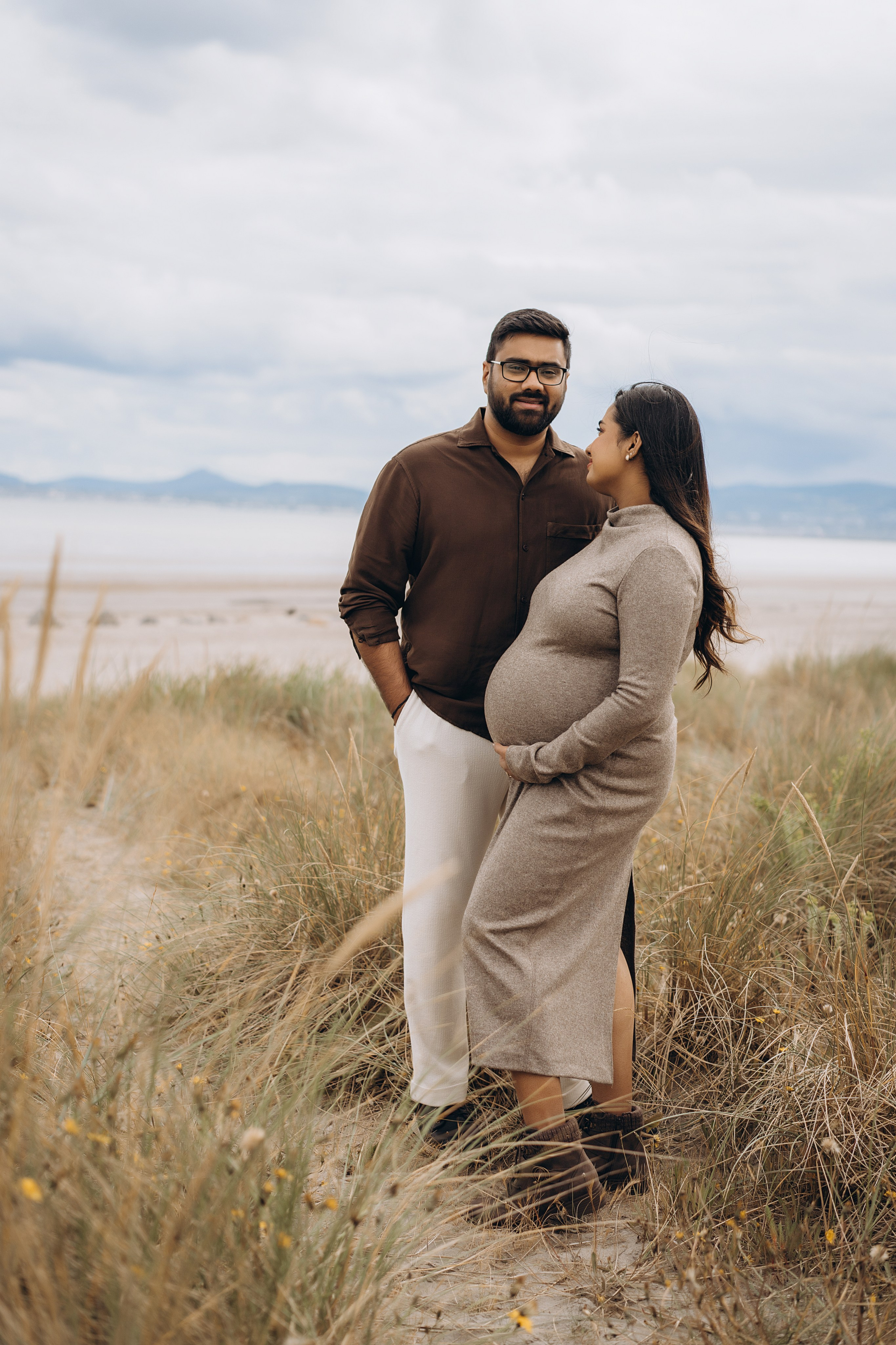 Meera: Bull island. Maternity/Love story/Wedding photographer