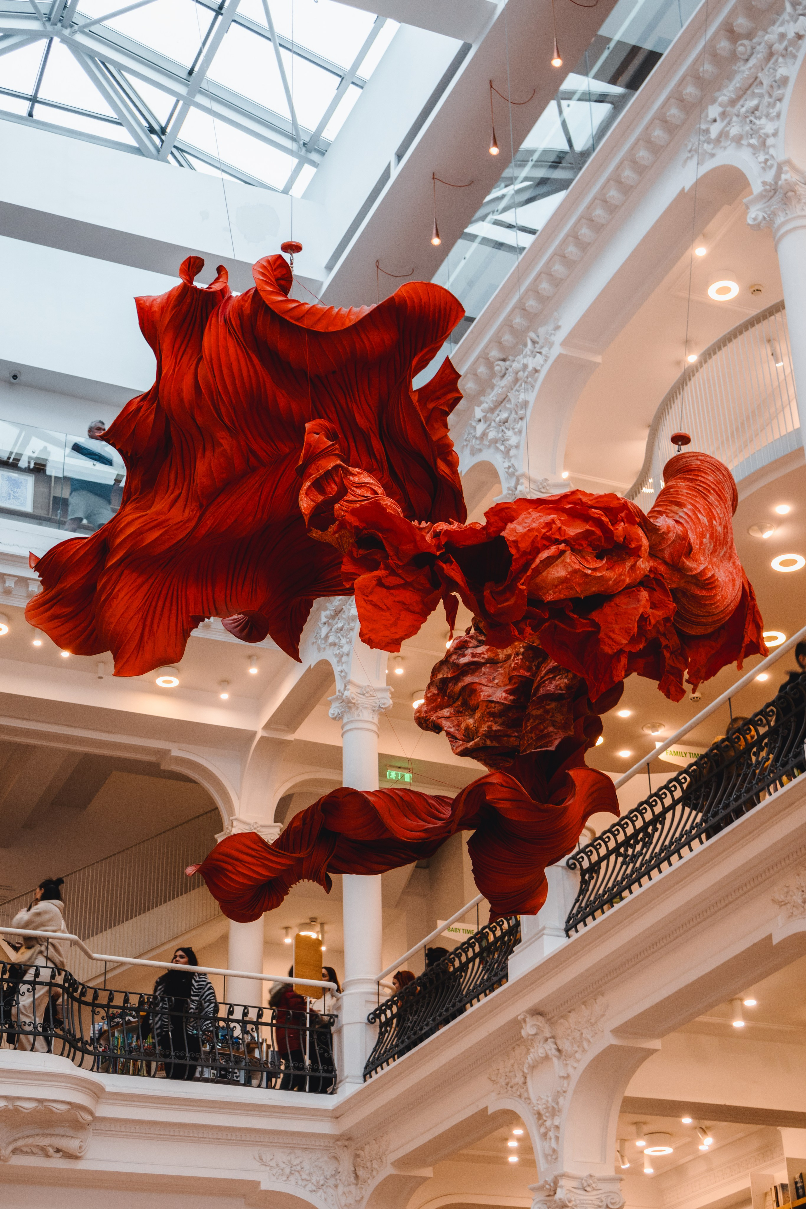 Bucharest. Дизайнер и Фотограф в Кишинёве Бусуйок Станислав