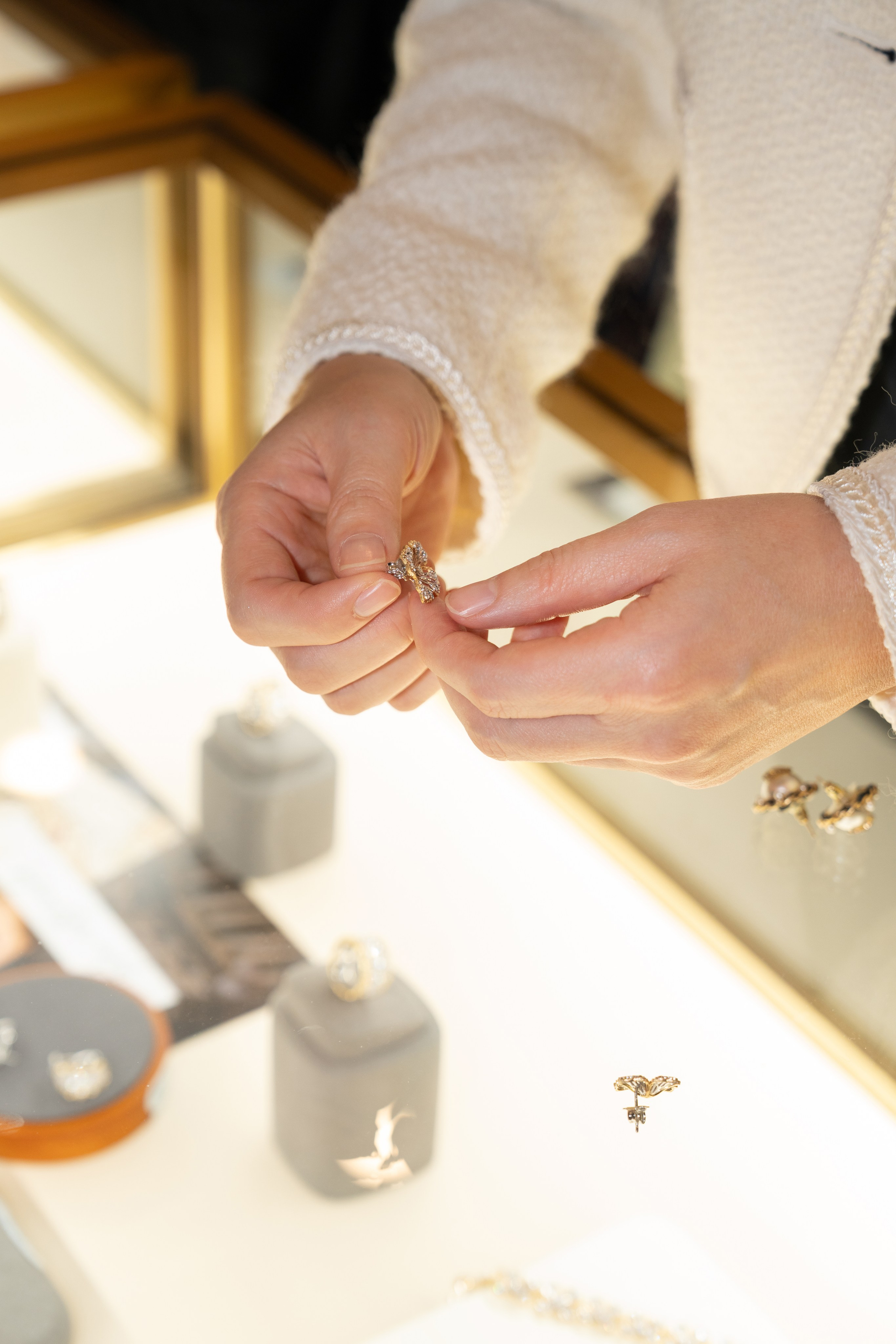 ETRA JEWELLERY. ФОТОГРАФ В ГОНКОНГЕ (СВАДЬБЫ, FASHION, СЕМЕЙНЫЕ, МЕРОПРИЯТИЯ, ФОТОПРОГУЛКИ)