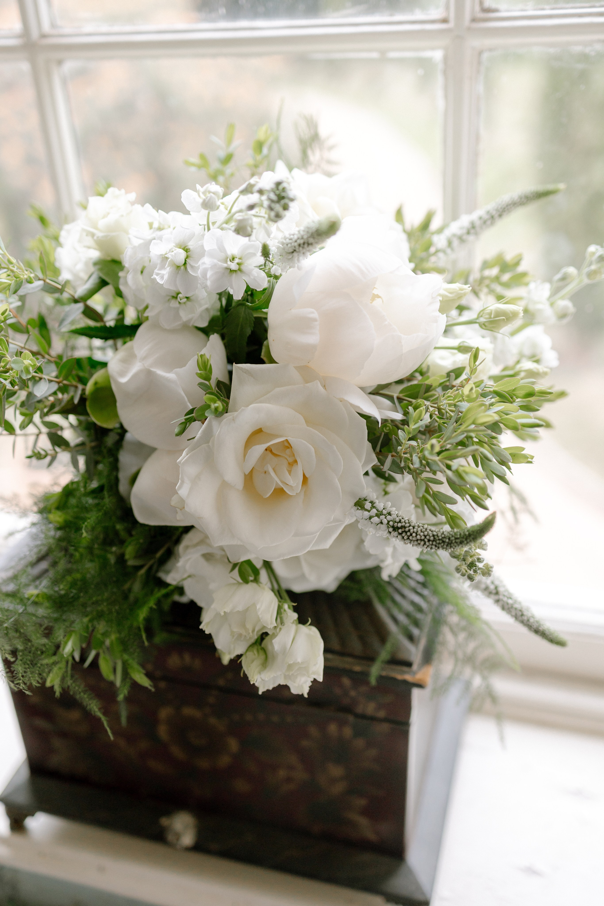 Elegant wedding portrait of bride and groom walking through the streets of ParisRomantic elopement moment captured in soft evening light in Paris, FranceLuxury wedding ceremony setup in a historic French venue with natural floralsCandid black and white photo of a couple at their city wedding in London, UKTimeless couple portrait in front of Marylebone Town Hall, LondonEditorial-style bridal preparation in a classic townhouse in the heart of LondonSoft light bridal portrait in a countryside château wedding in FranceFine art flat lay with French-inspired wedding details and vintage texturesCinematic golden hour photo at a UK estate wedding with historic architectureLuxury wedding tablescape with candles and florals at a London reception