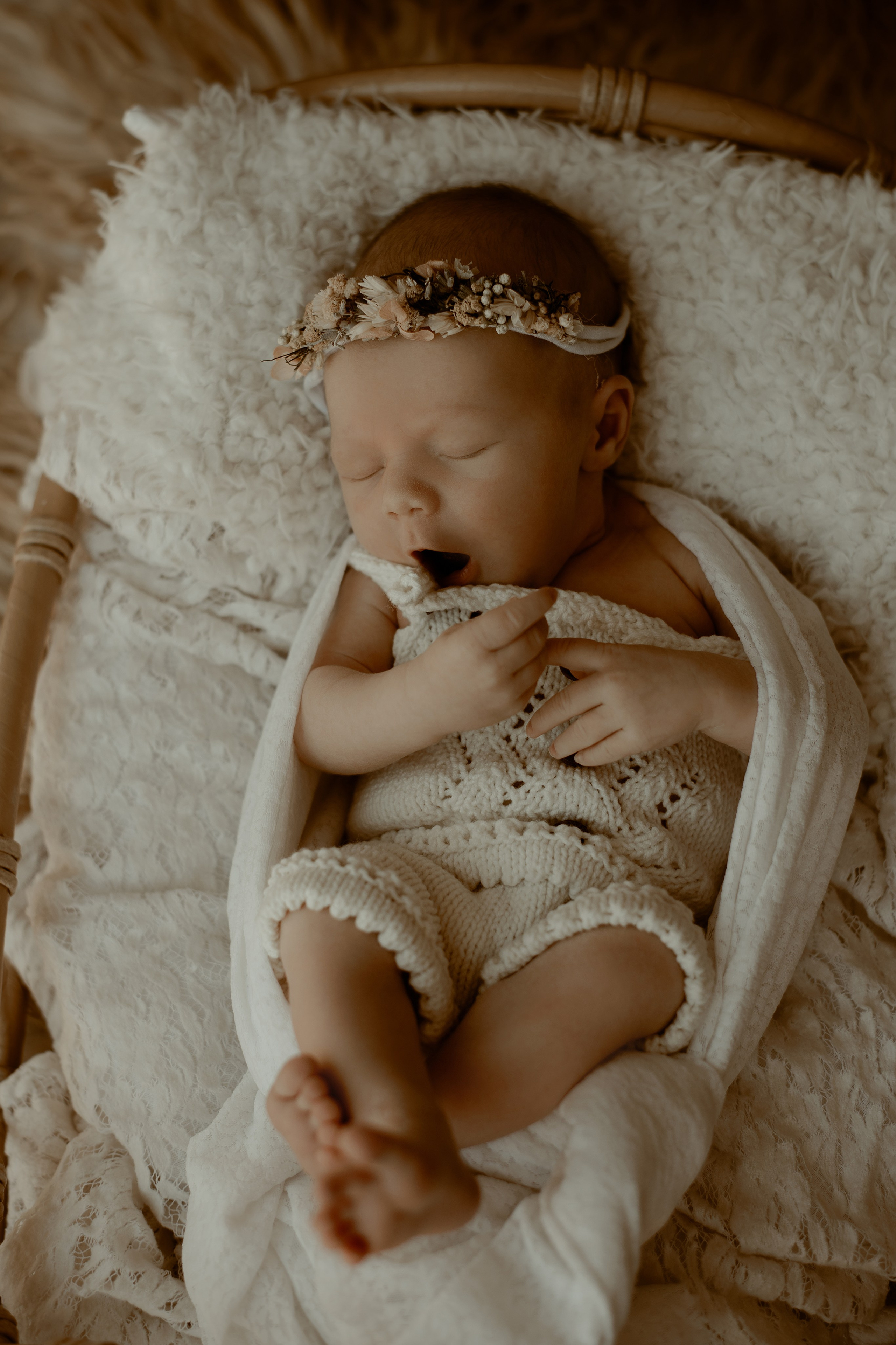 Newborn. Wedding & Family photographer Jelena Anđelić