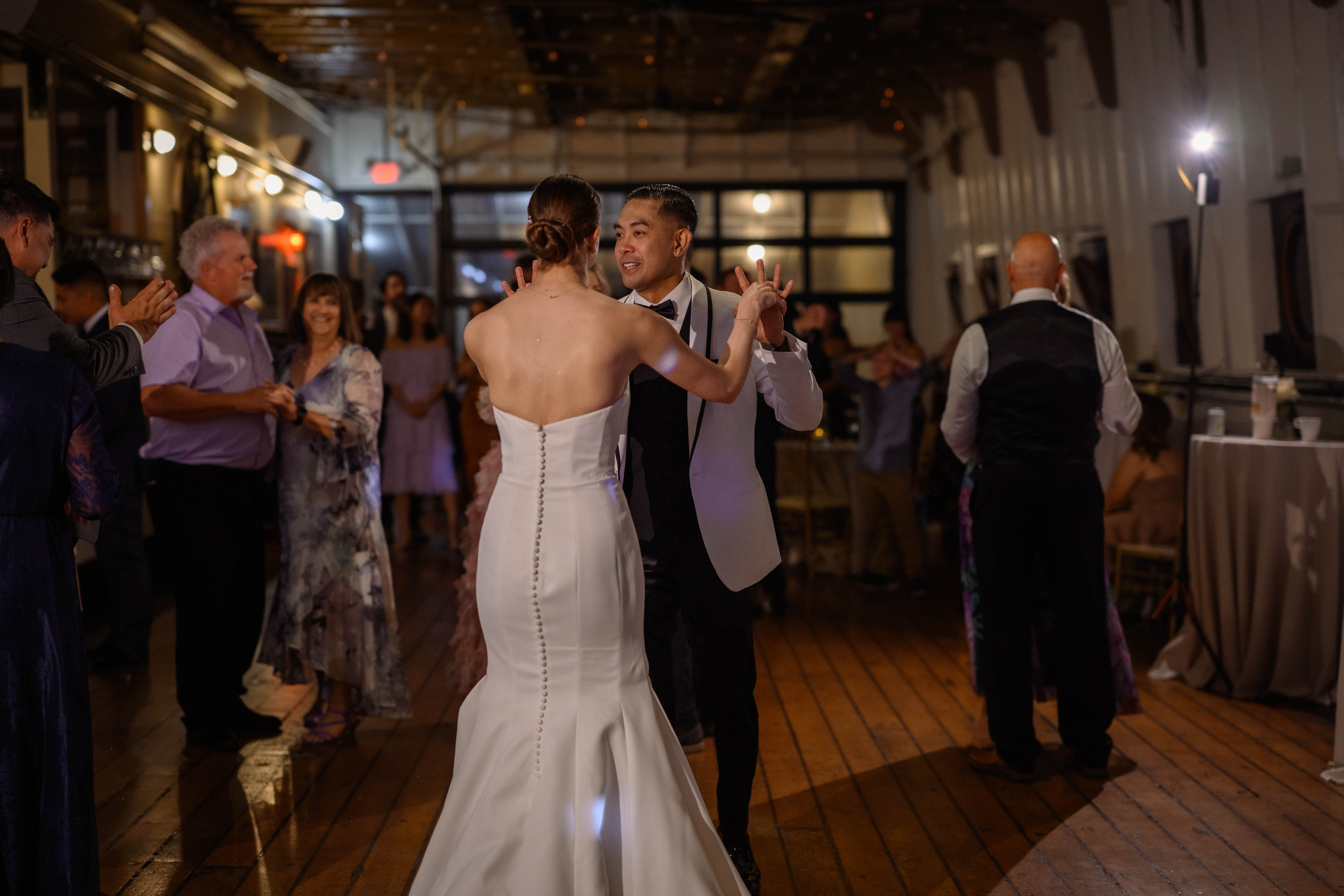 Kevin & Katie. Wedding & portrait photography in the Seattle Area. Helen Michelle photographer