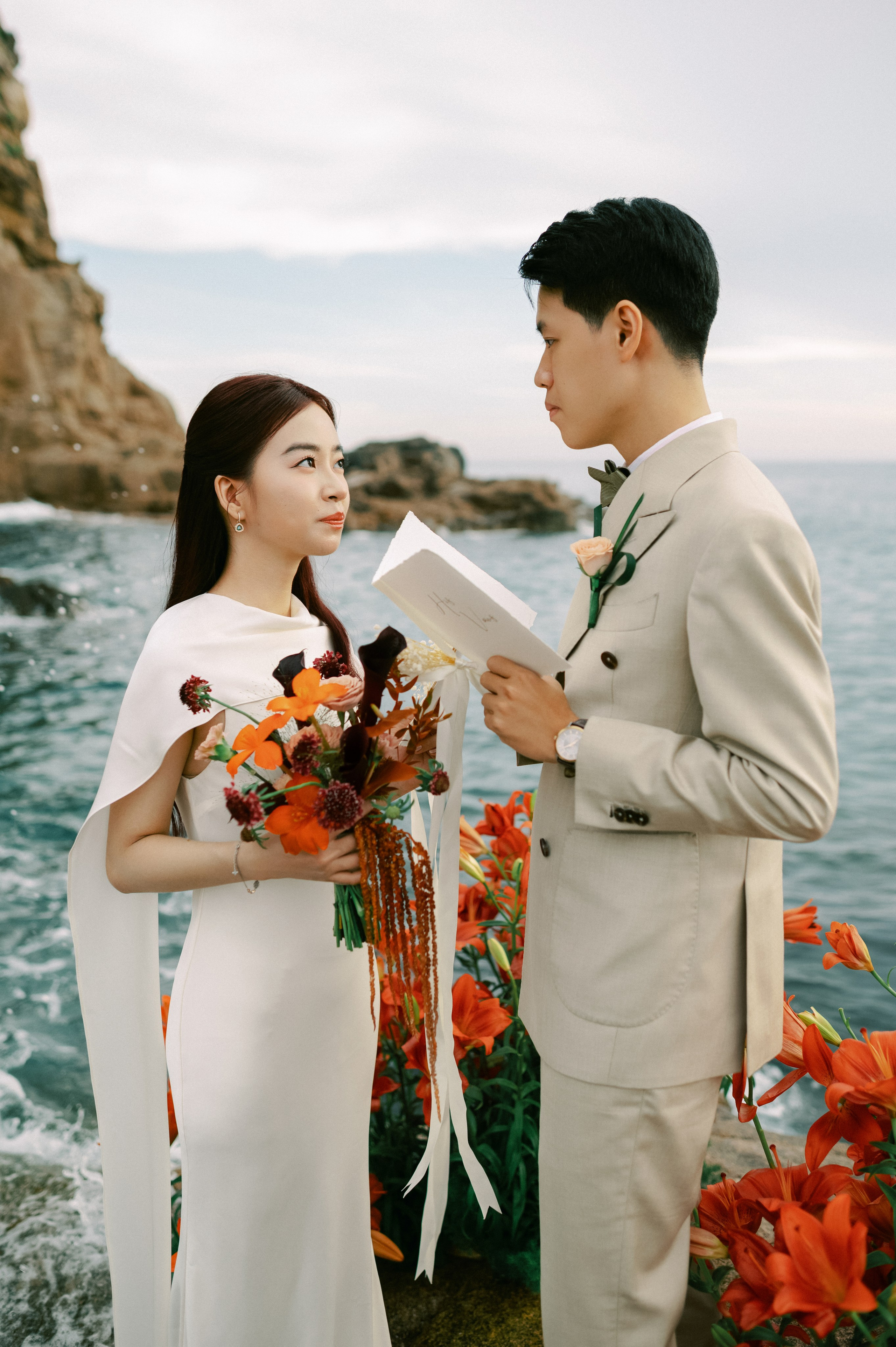 The An & Thu Huong. Nukaphotographer Classic, Romantic & Timeless Wedding Photography Basedd inin Quy Nhon — Ho Chi MinhMinh, Viet Nam