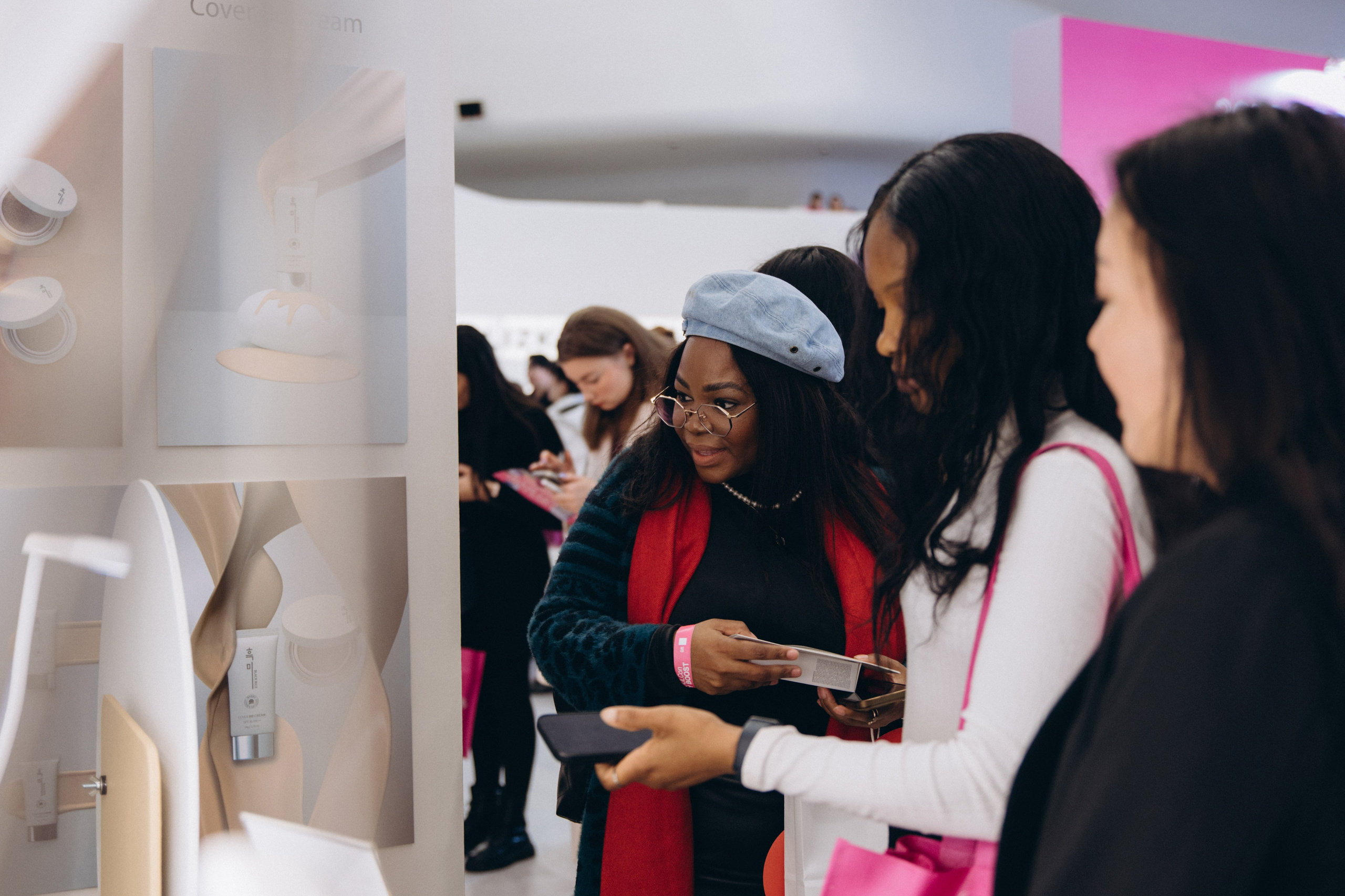 Seoul beauty expo 2025 (Black Rice). Portrait photographer in South Korea Olga Lian