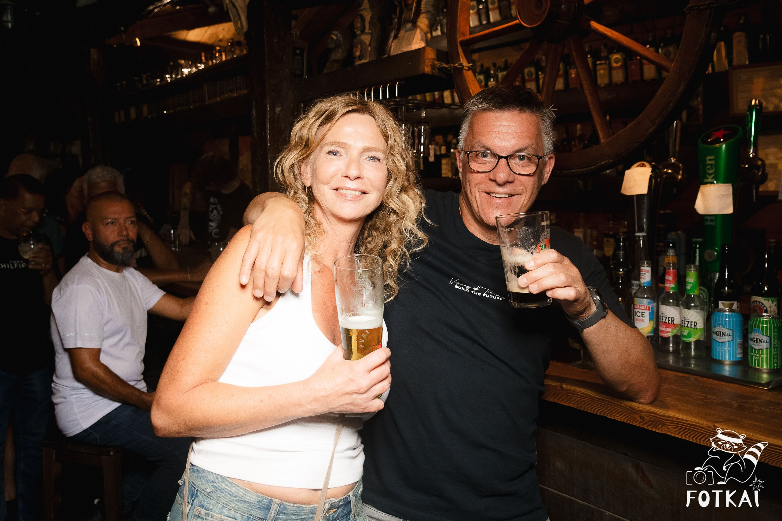 The Comebacks en El Paso Rock Bar Torrevieja: Reportaje fotográfico 11.10.25 | FOTKAI