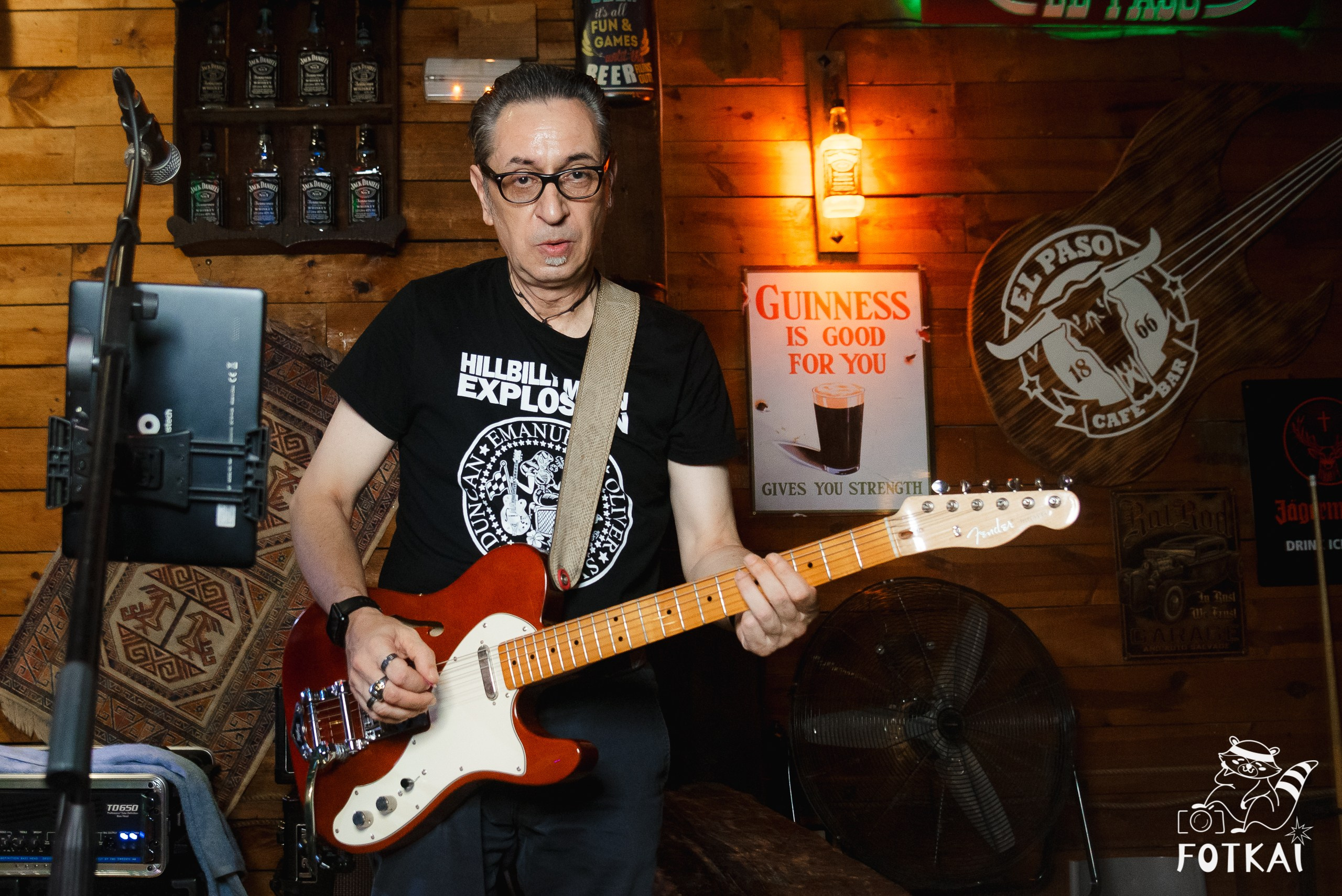 Reportaje fotográfico de FOTKAI | Café Bar El Paso | Torrevieja, España, 4 de julio de 2025