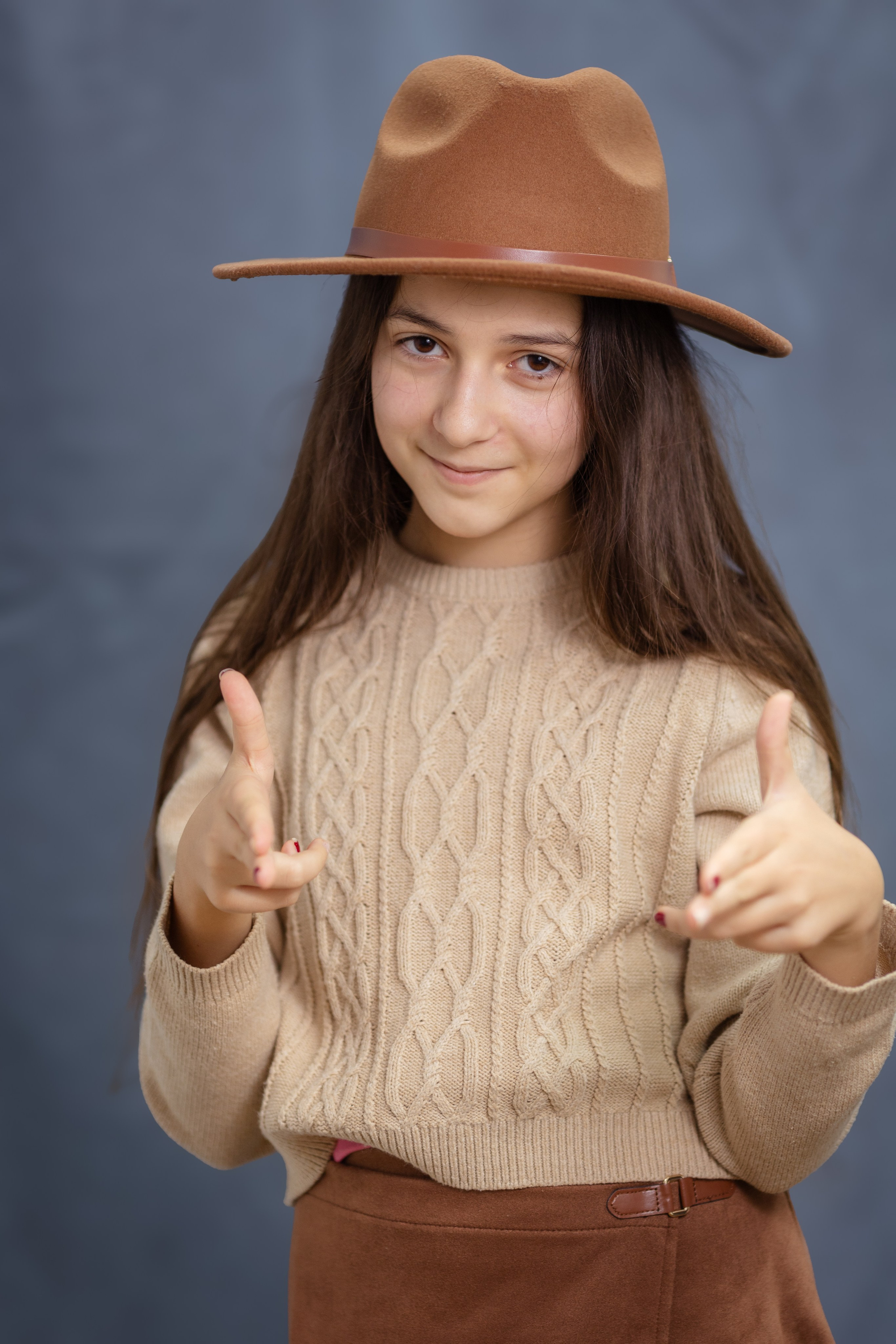 Schüler. Adelya Tomin