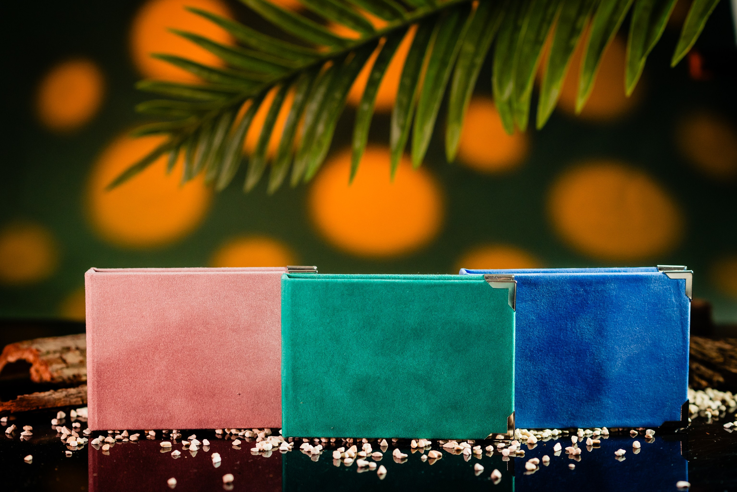 Cutii de stik- Ariana Events. Giani Maftei