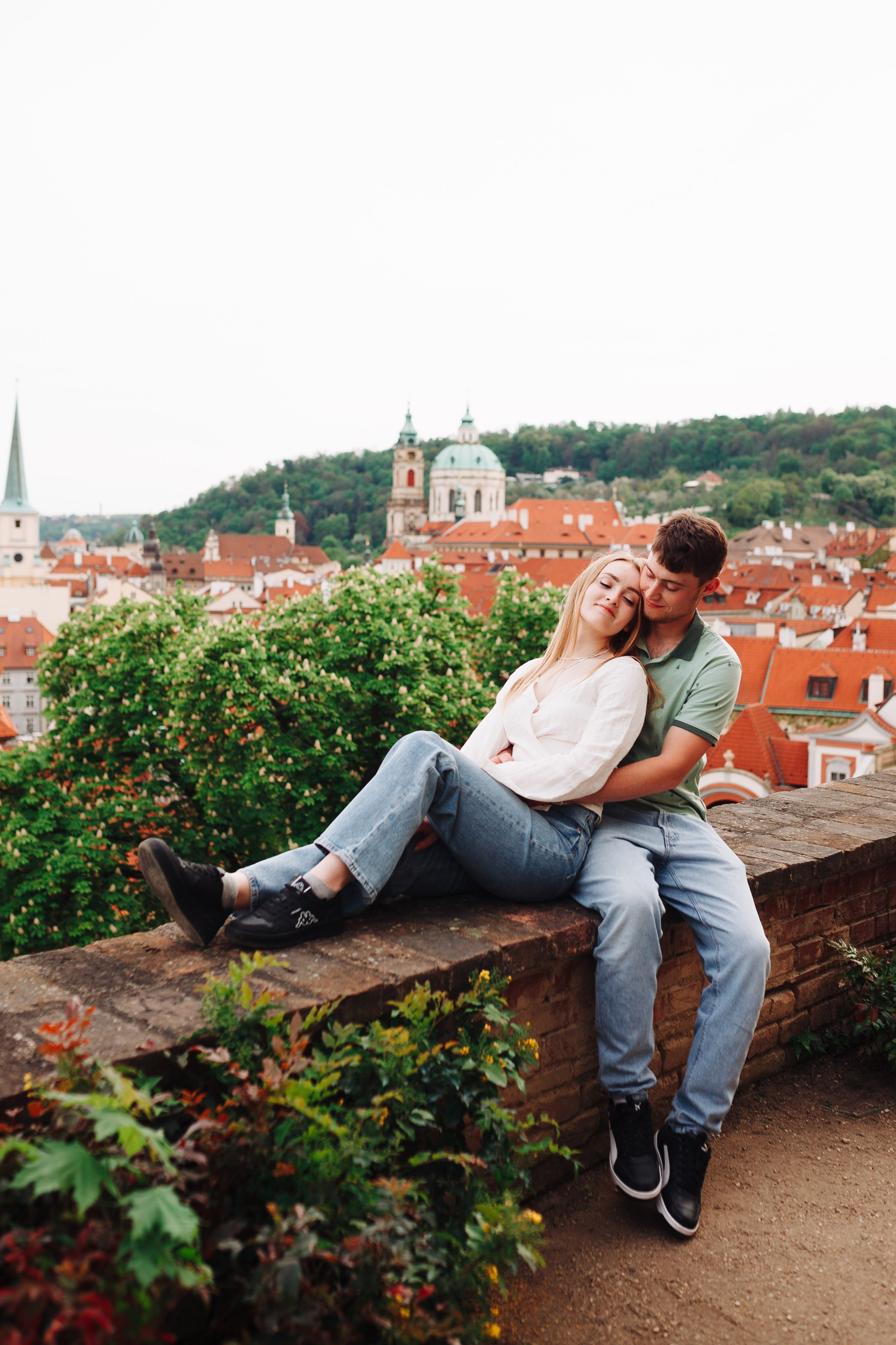 Alicja & Anton. Photographer in Prague for tourists