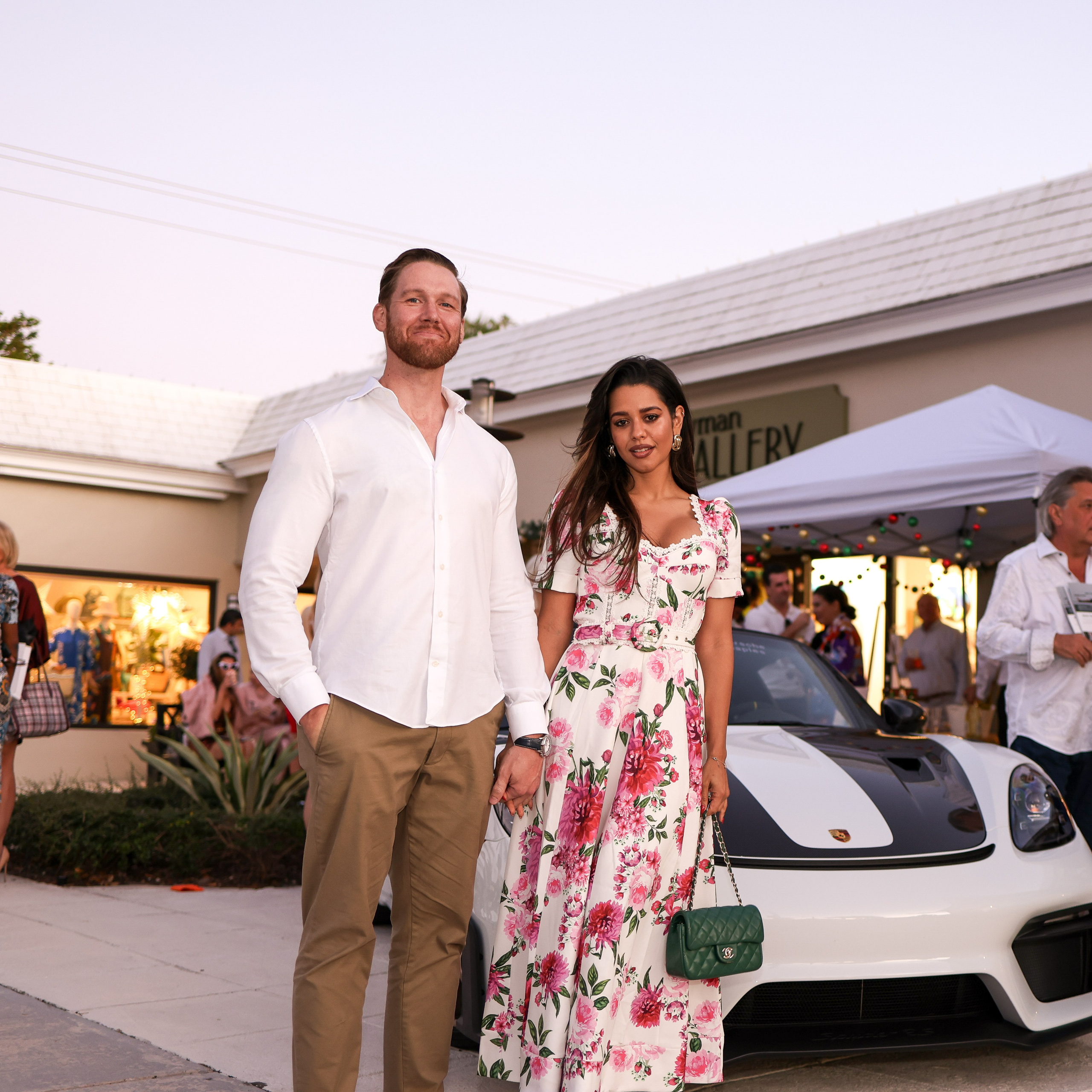 Paradise Coast Lifestyle Magazine. Out and About 239