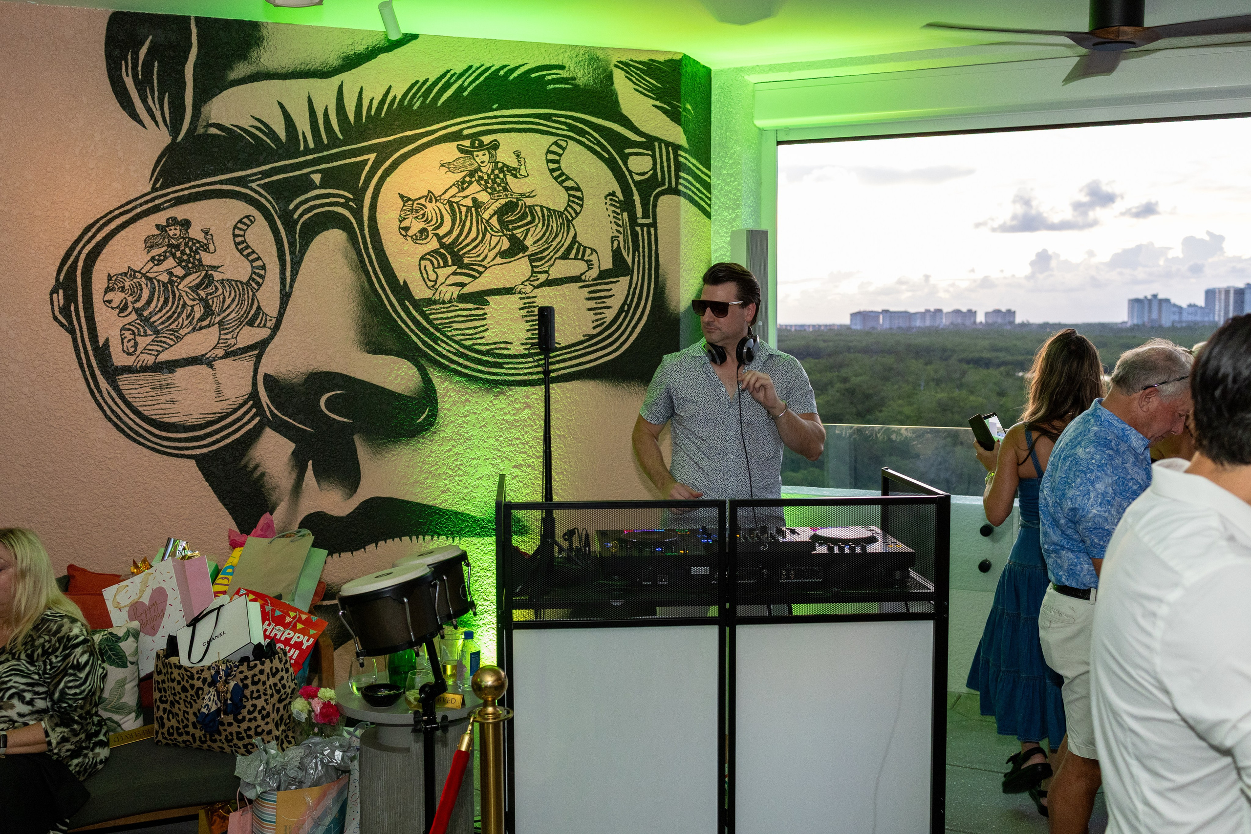 Luara Birthday at the Perry Hotel. Out and About 239