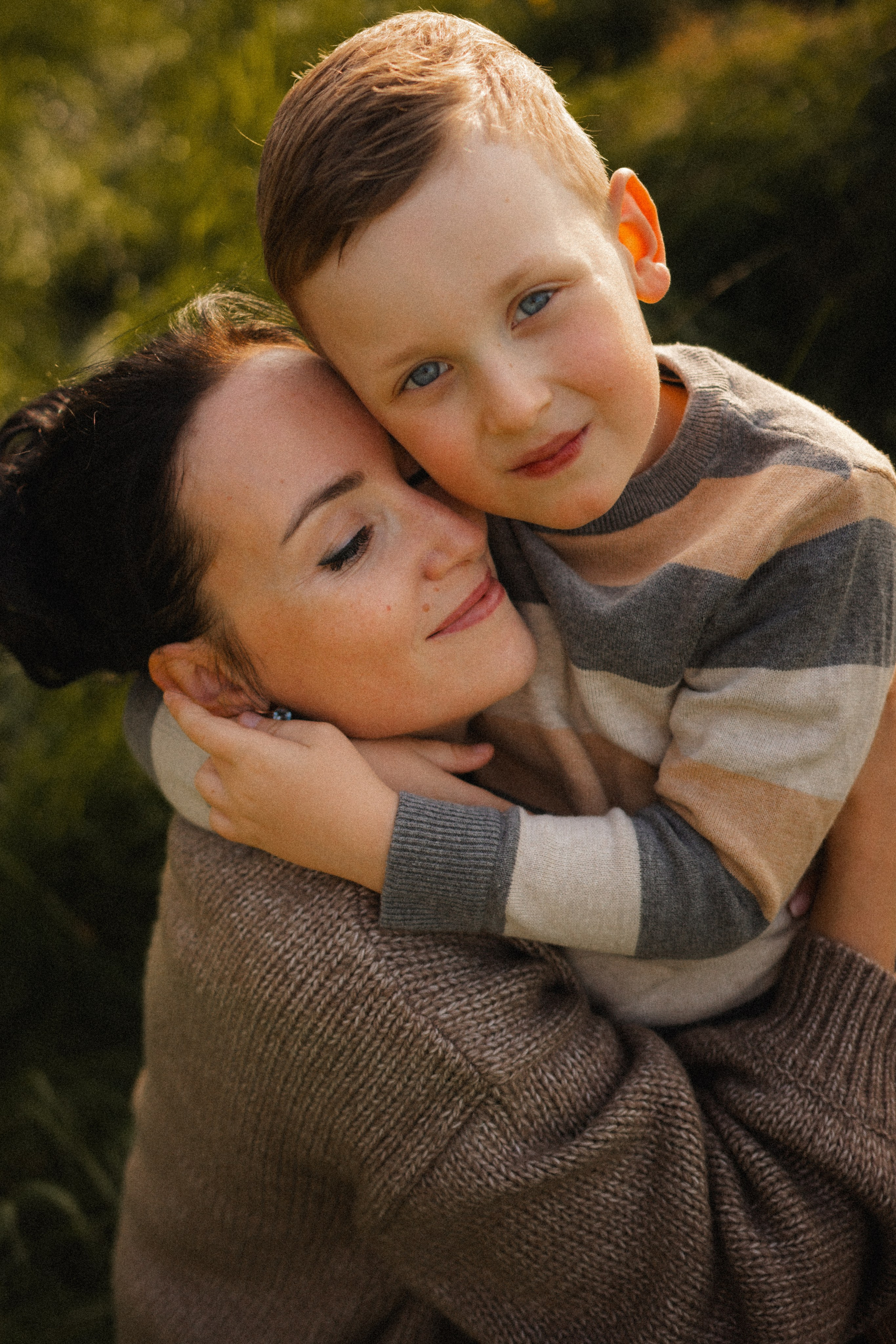 Mother and son’s story. Photographer in Gothenburg Aleksandra Stroganova