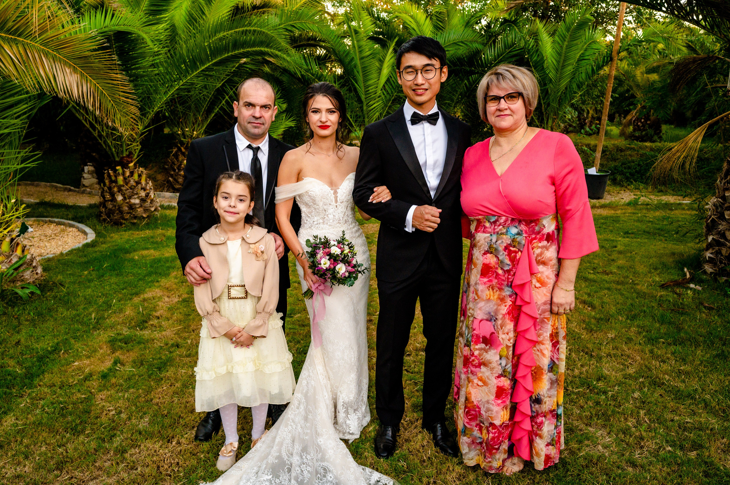 BYZO MEDIA. PETRU BYZO - family and children photographer in ROMANIA