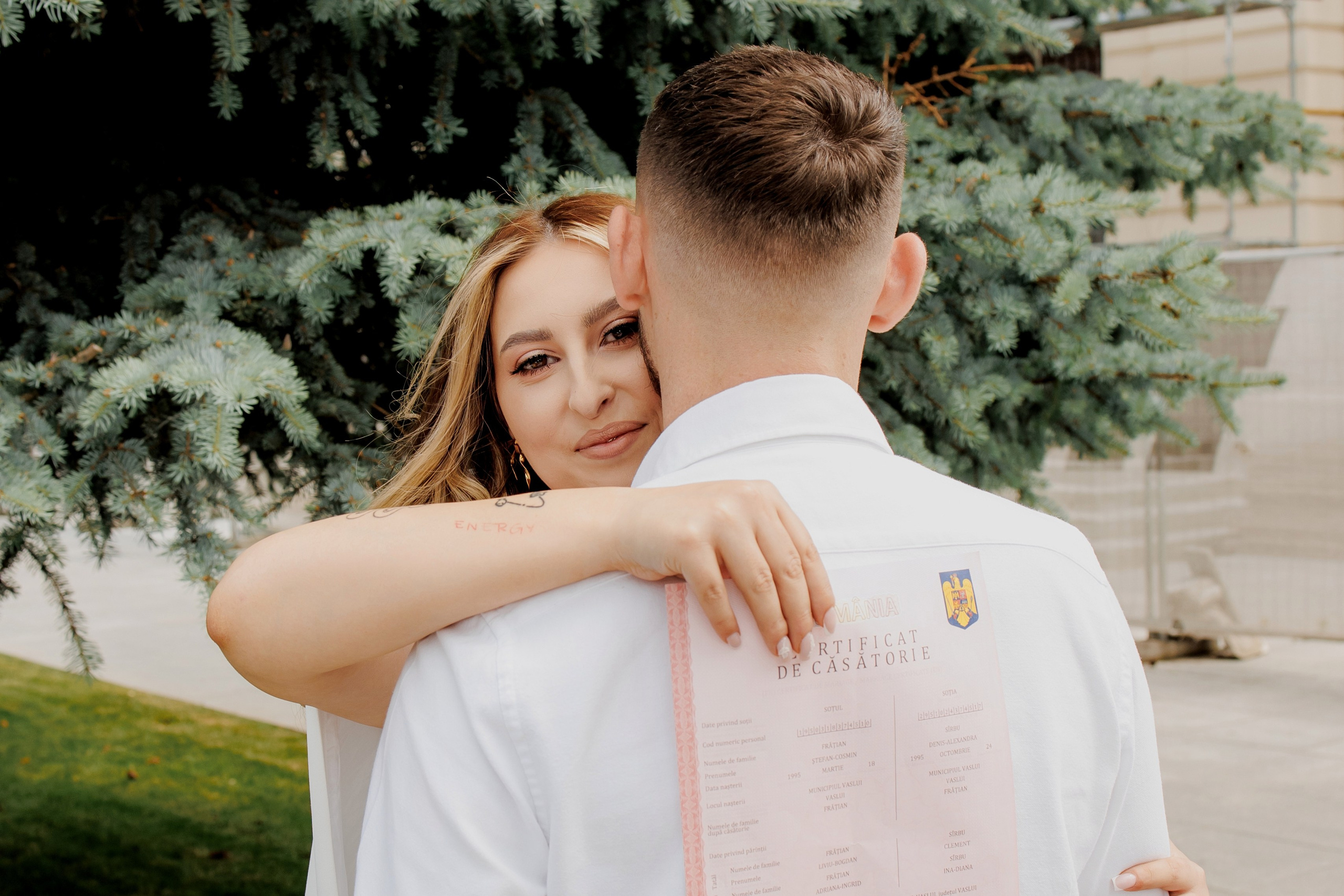 Alexandra & Stefan. Wedding Photographer, based in Iasi, Romania, but will travel all over the globe to make sure you look amazing in all your wedding photos