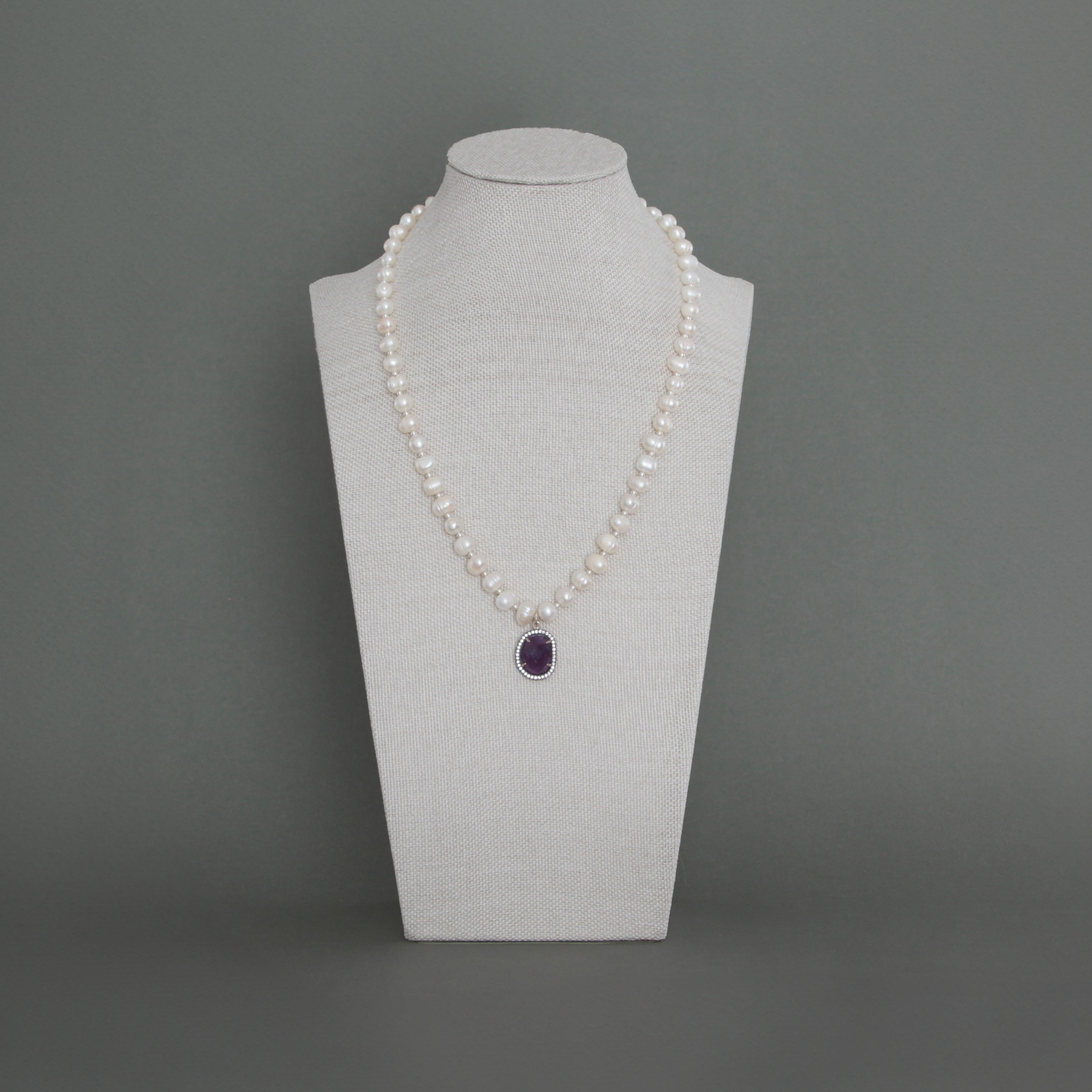 Bluepearl. Современнные и актикварные украшения в Барселоне, Москве и Санкт-Петербурге