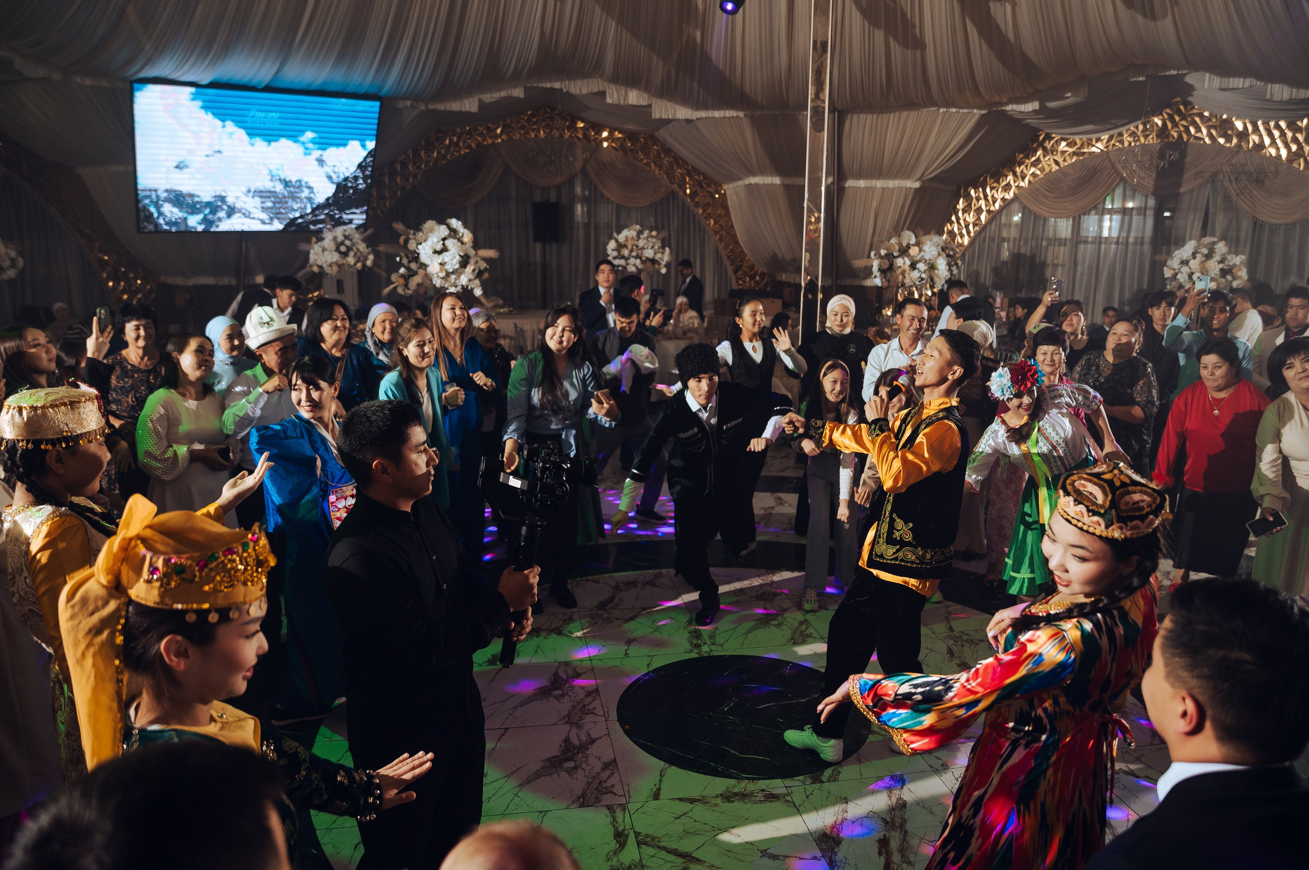 MAHMUD & AIDAI. Фотограф в Бишкеке Андрей Кавешников