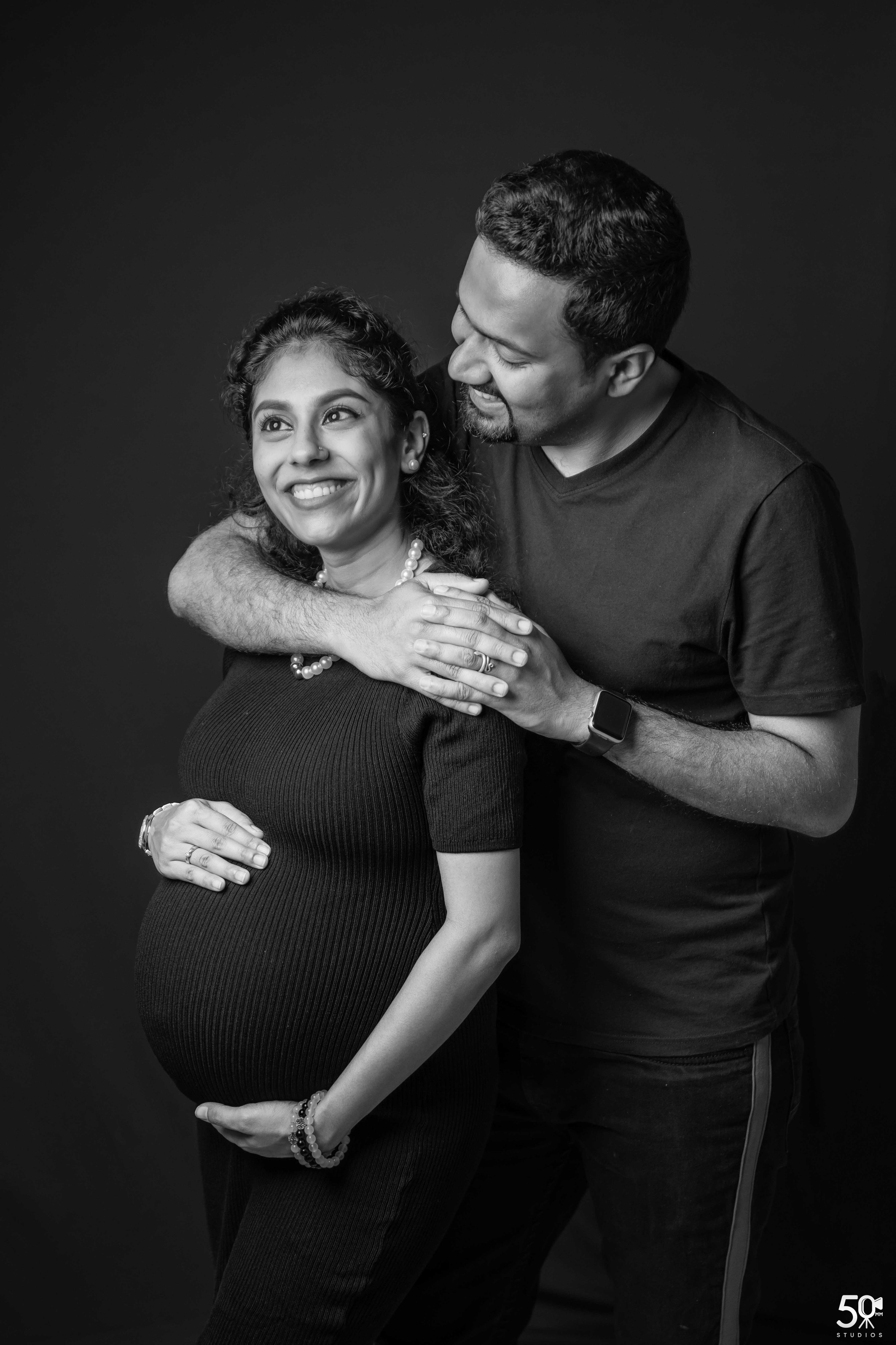 MATERNITY AND BABY SHOOTS. 50mm STUDIOS