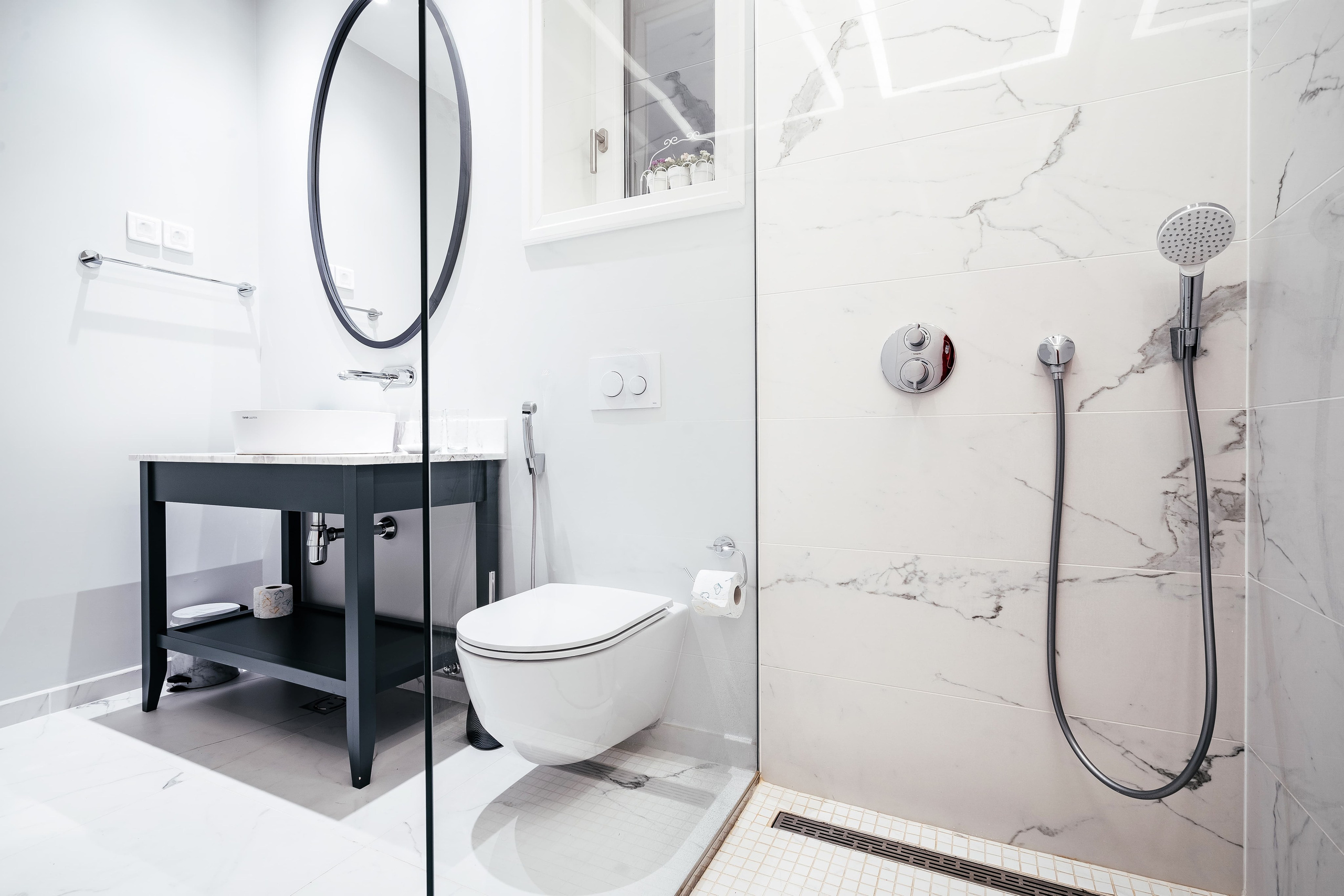 Real Estate Photography. Montenegro. EVAN ARISTOV WEDDING PHOTOGRAPHY — Seattle Wedding Photographer