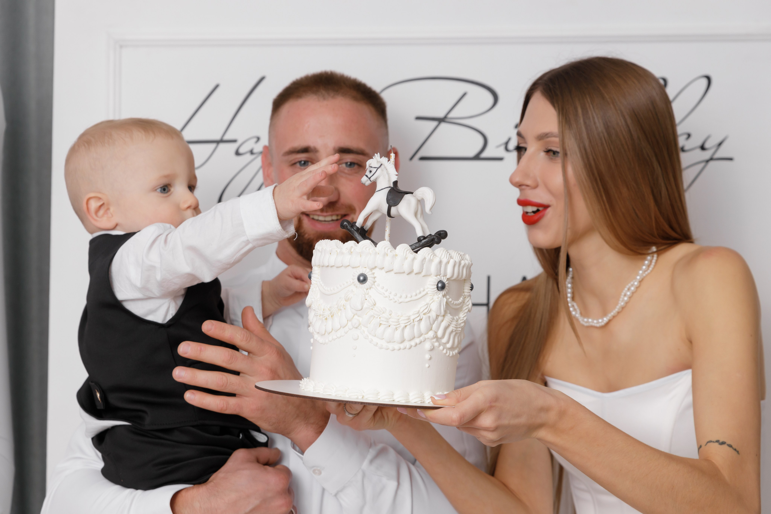 1 y.o birthday party. Photographer Anna Curly | Weddings and Events in Dubai